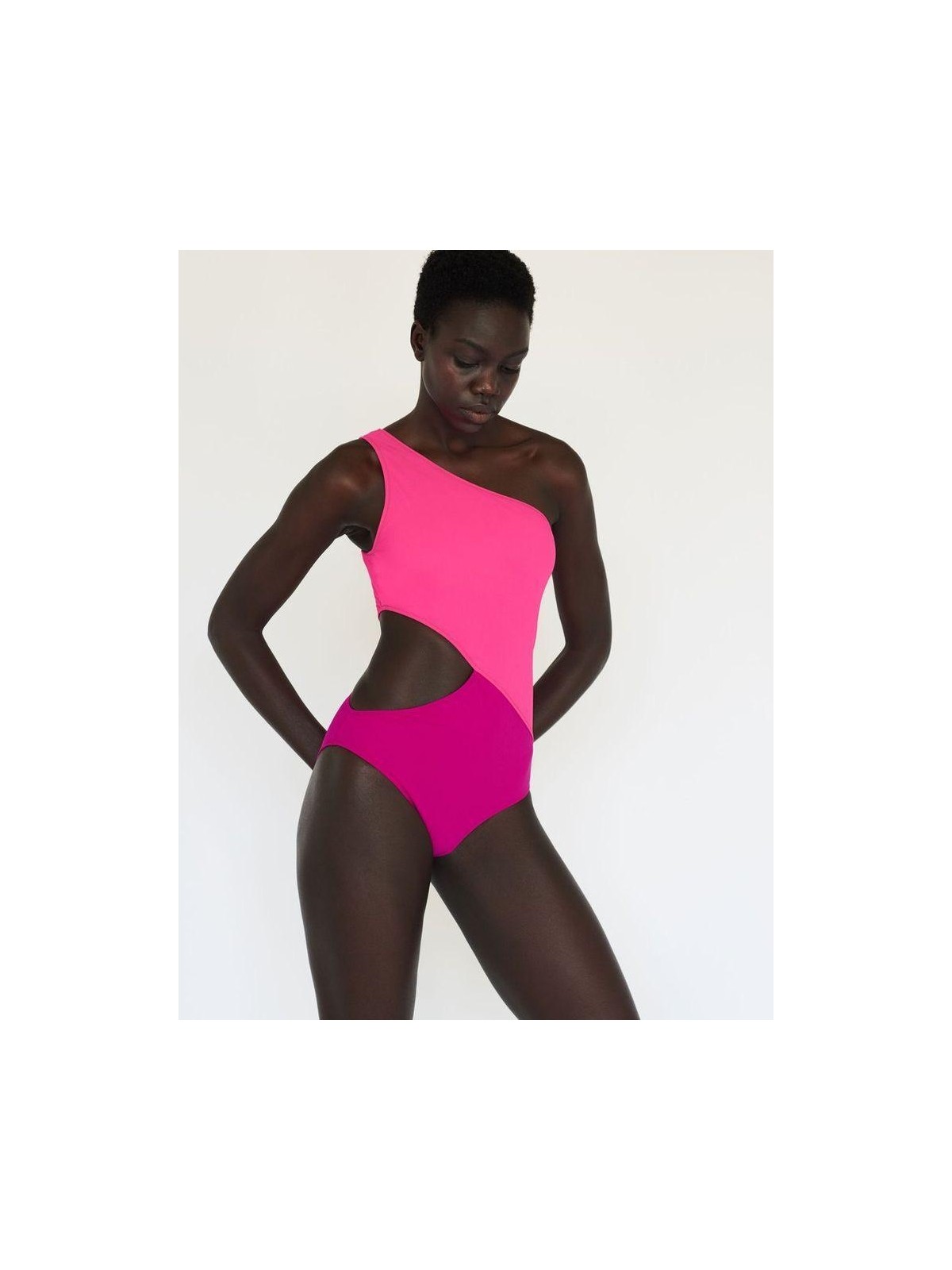 Deep Beach Kadınlar İçin Deep Beach Siyah Tek Omuzlu Bütün Mayo Db20020m Dayanıklı ve Şık Tasarım - Görsel 8