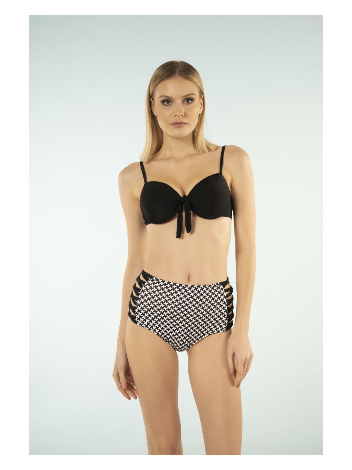 Estiva Desenli Yüksek Bel Britli Bikini Takımı - Siyah Beyaz