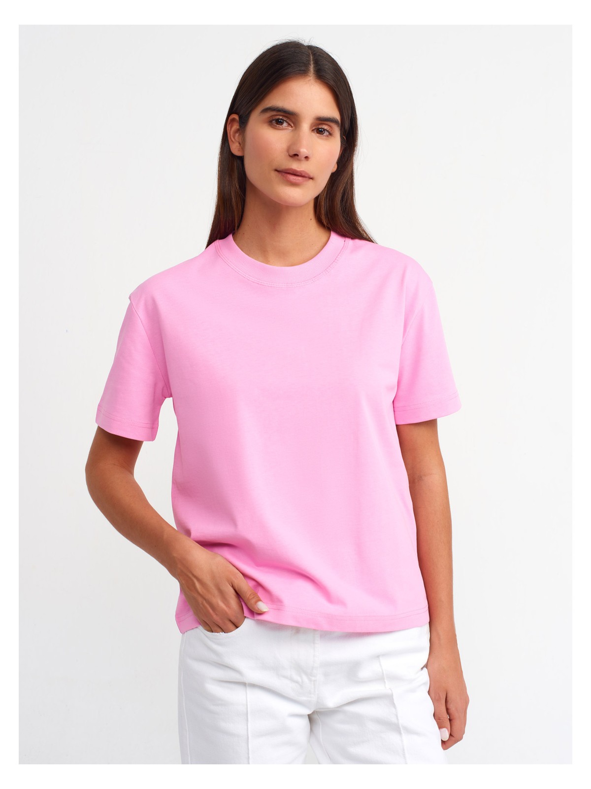 Dilvin Kadın Dekoratif Dikişli Kısa Kol Bisiklet Yaka T-Shirt Ekru Günlük Stil 36 Beden - Görsel 6