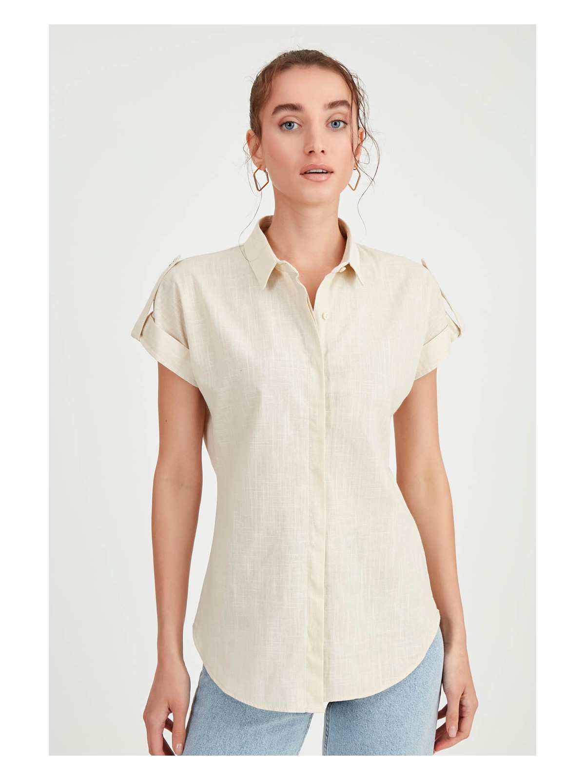 Vitrin Kol Detaylı Kısa Kol Gömlek - Görsel 3