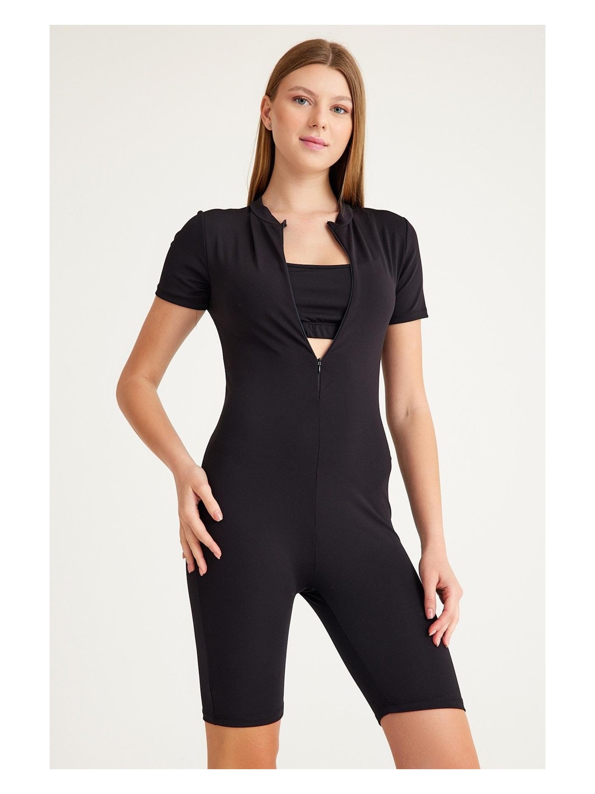 Signature Style 2237_Kadın Siyah Önden Fermuarlı Yüzücü Mayo Takımı - Kısa Kollu Büstiyerli Şort Tulum Yüzücü Mayosu