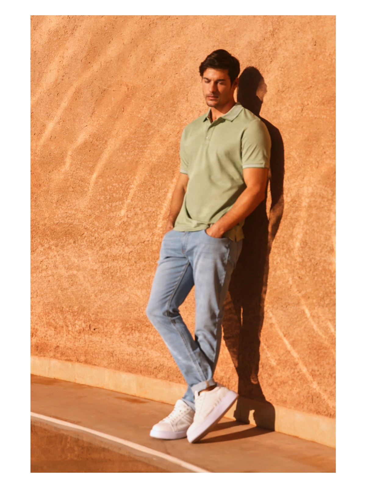 Altınyıldız Classics AC&Co / Altınyıldız Classics Erkek Çekmeyen Pamuklu Kumaş Slim Fit Dar Kesim Yeşil Kıvrılmaz Polo Yaka Tişört