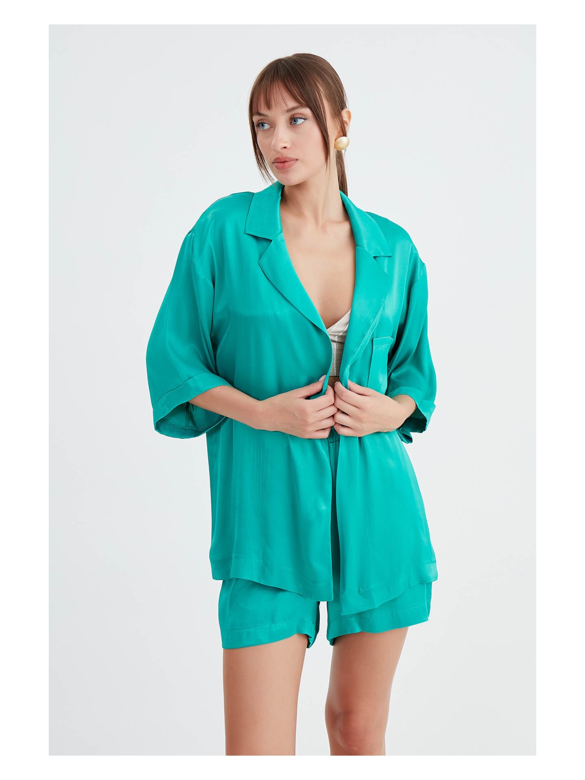 Vitrin Parlak Saten Salaş Ceket - Görsel 4