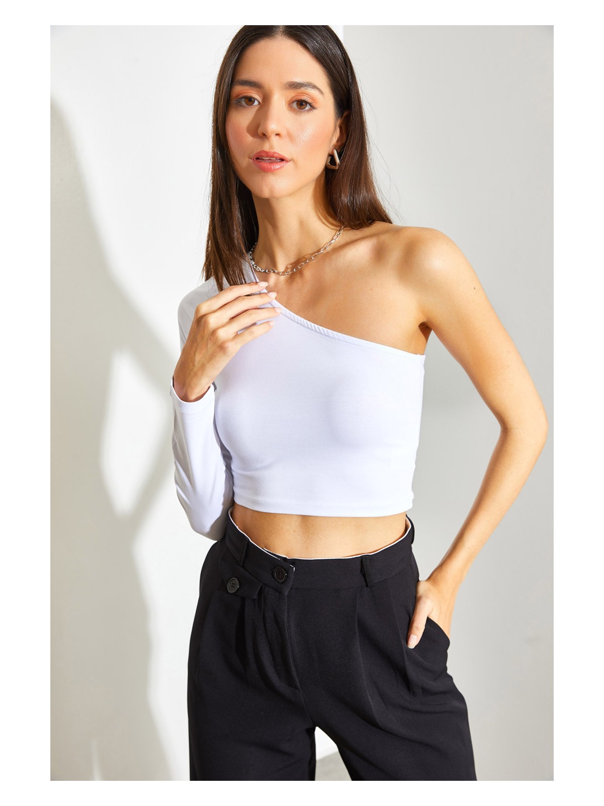Shade Kadın Uzun Tek Omuz Crop Bluz - Görsel 2