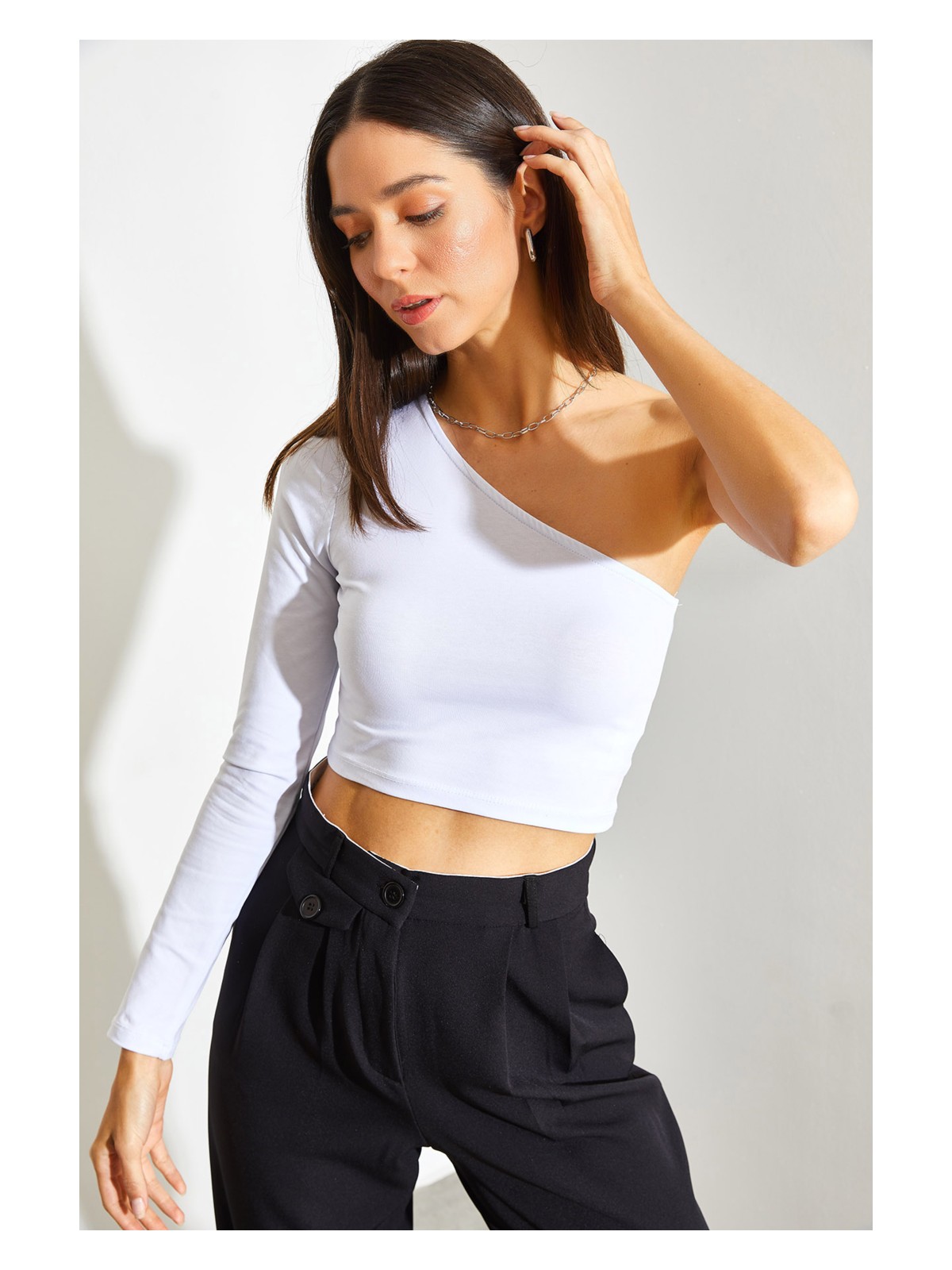 Shade Kadın Uzun Tek Omuz Crop Bluz - Görsel 3