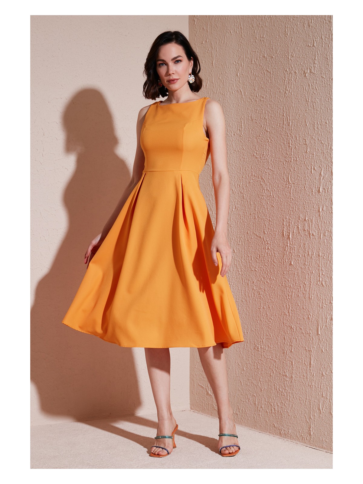 Lela Bisiklet Yaka Regular Fit Cepli Pileli Midi Elbise Kadın Elbise 6051963