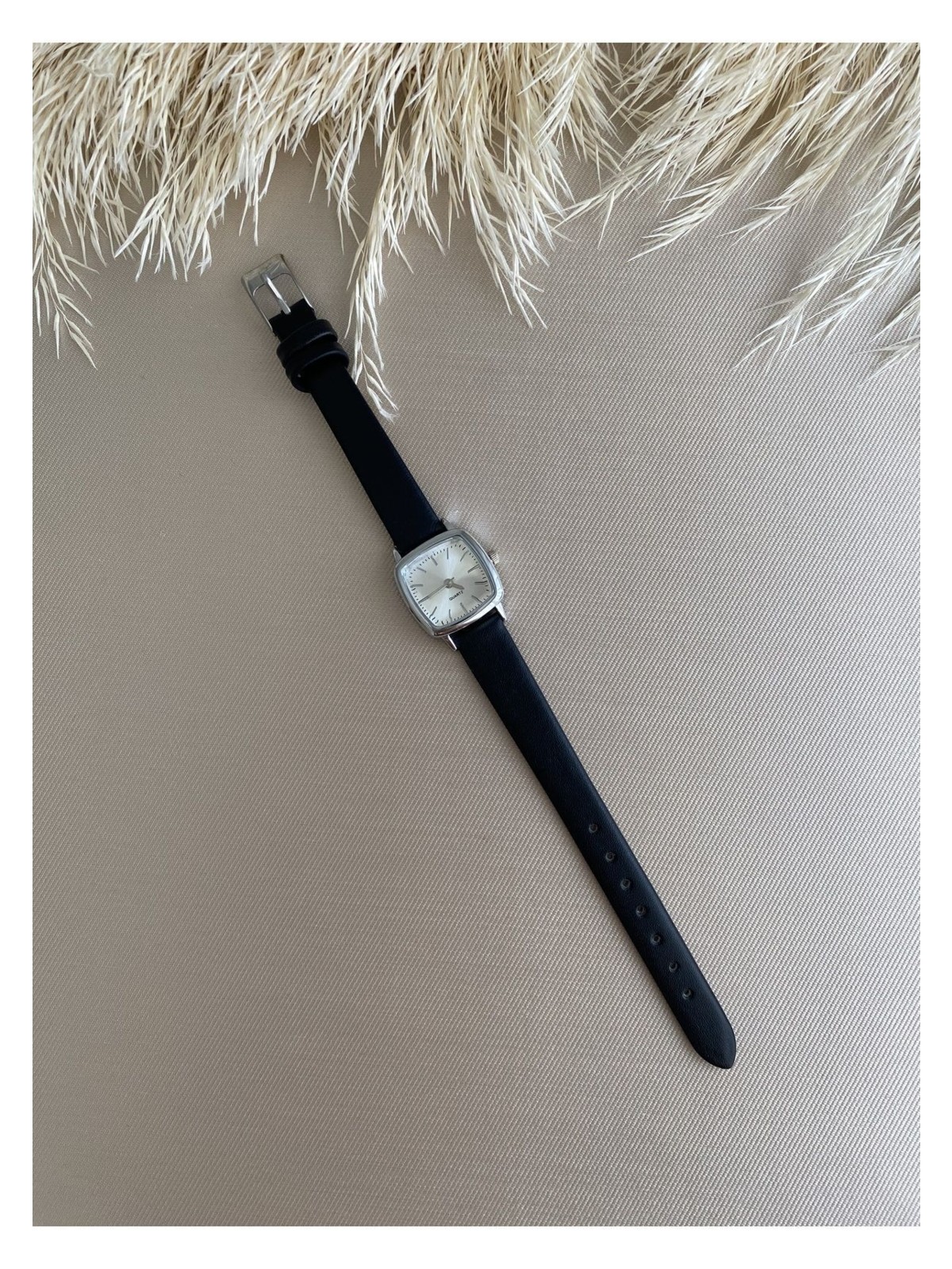 Quartz Retro Minimal Vintage Deri Kordon Kadın Kol Saati - Görsel 4