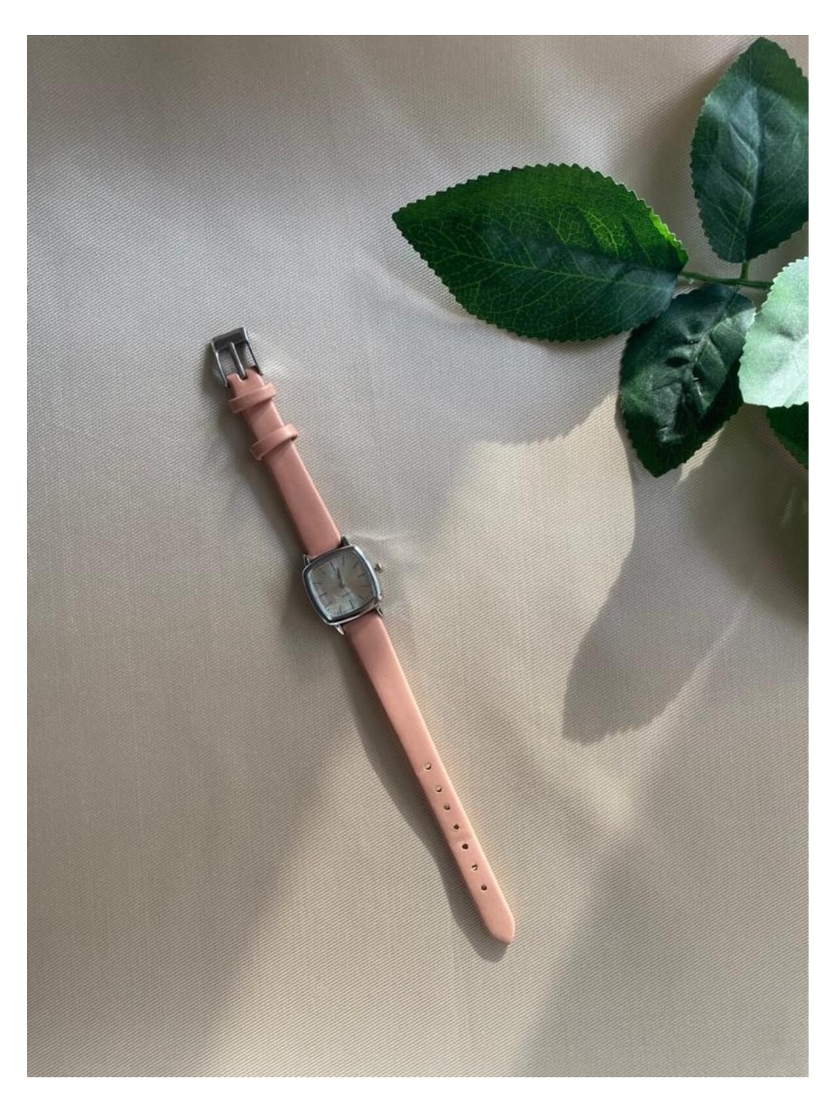 Quartz Retro Minimal Vintage Deri Kordon Kadın Kol Saati - Görsel 5