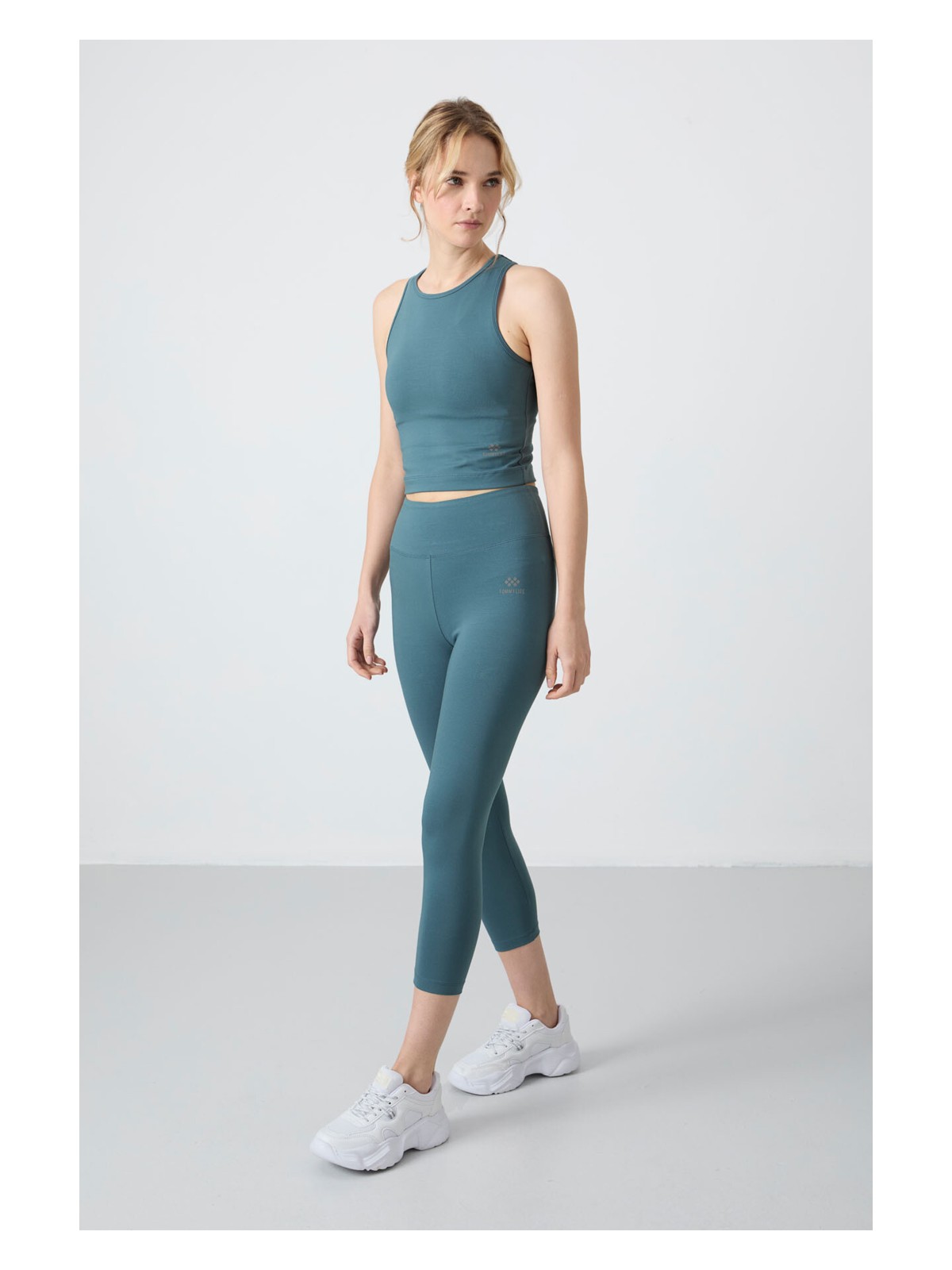 Tommy Life Siyah Yüksek Bel Kapri-Crop Atlet Slim Fit Kadın Tayt Takım - 95284 - Görsel 10