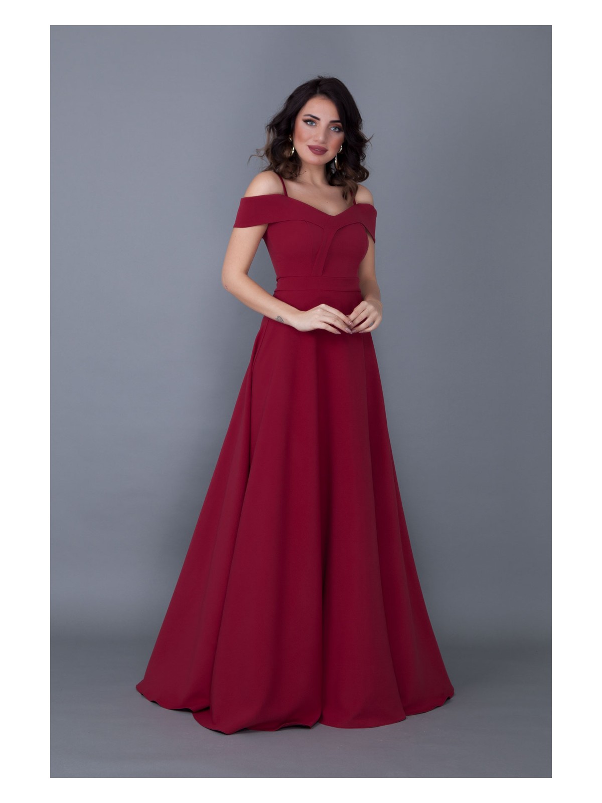 No48 Kayık Yaka Düşük Omuz Detaylı Askılı Maxi Boy Bordo Abiye Elbise