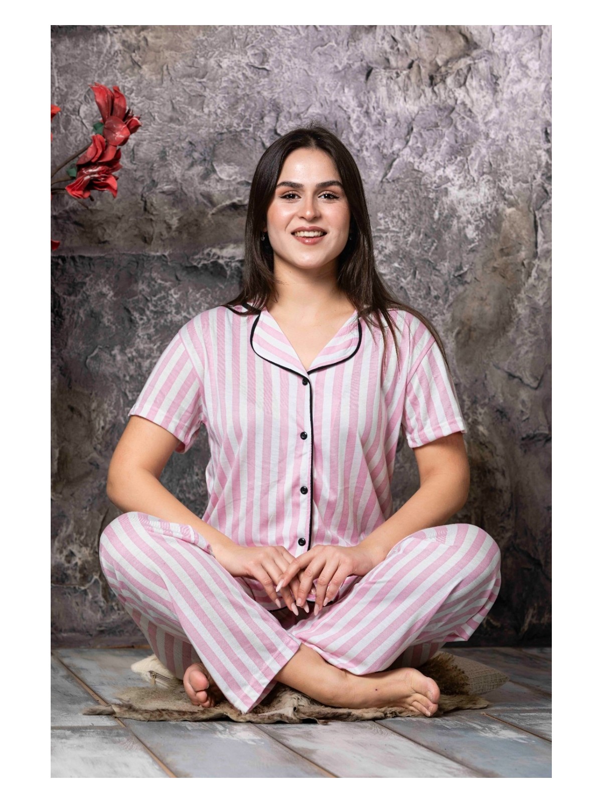 Sude Homewear Kadın Kırmızı Renk Kısa Kol Pijama Takımı - Görsel 4