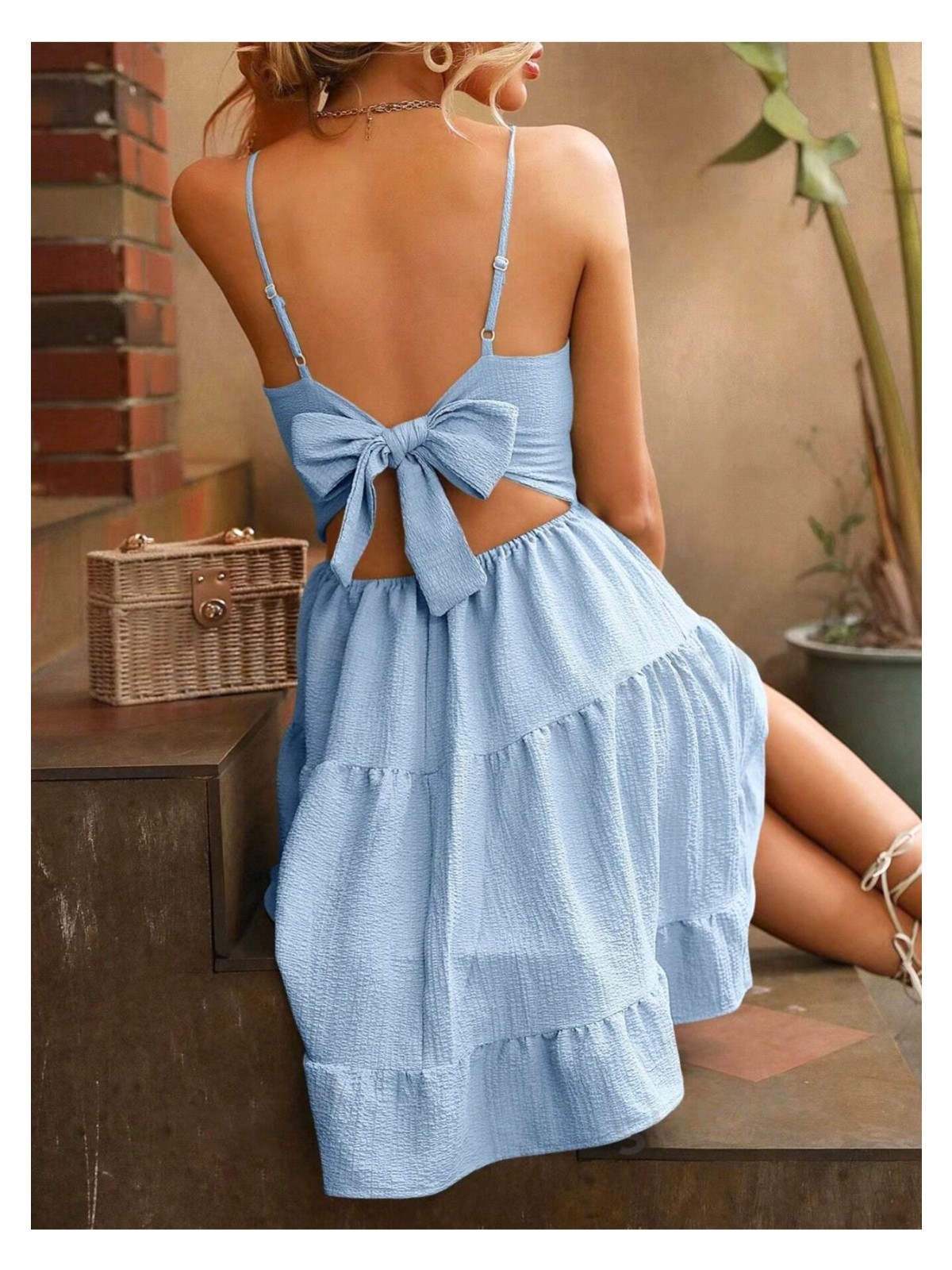 Bella Notte Mavi Askılı Sırt Dekolteli Yazlık Elbise