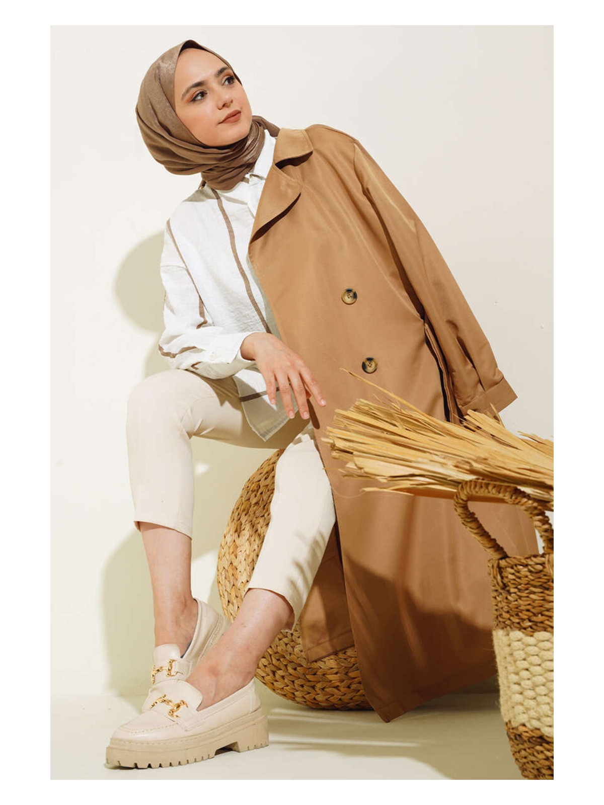 Bigdart T5853 Kruvaze Yaka Tesettür Trençkot - Vizon - Görsel 4