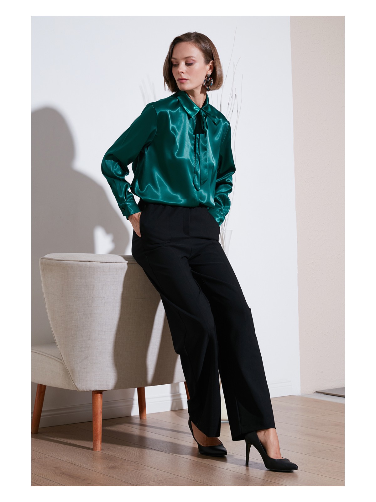 Lela Regular Fit Bağlama Detaylı Saten Gömlek Kadın Gömlek 611GO00159 - Görsel 5