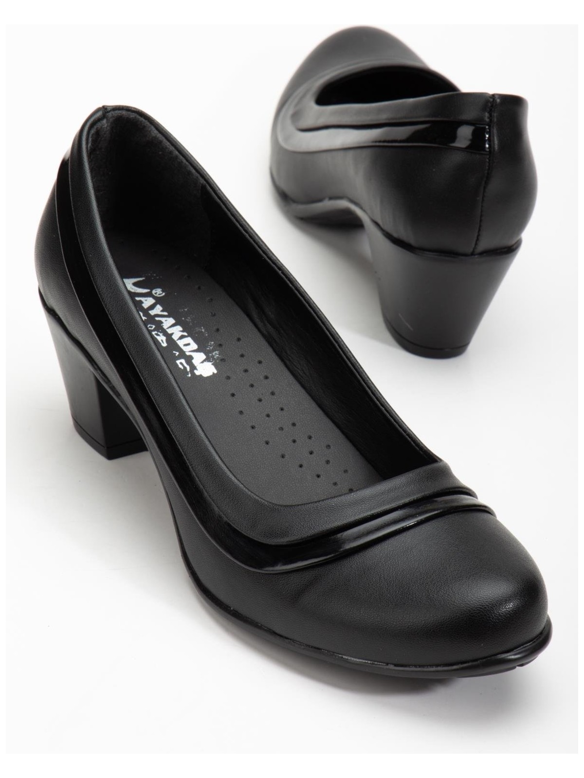 Dilimler Ayakkabı Rugan ve Cilt Hazır Taban Siyah Kadın Günlük Klasik Topuklu Ayakkabı