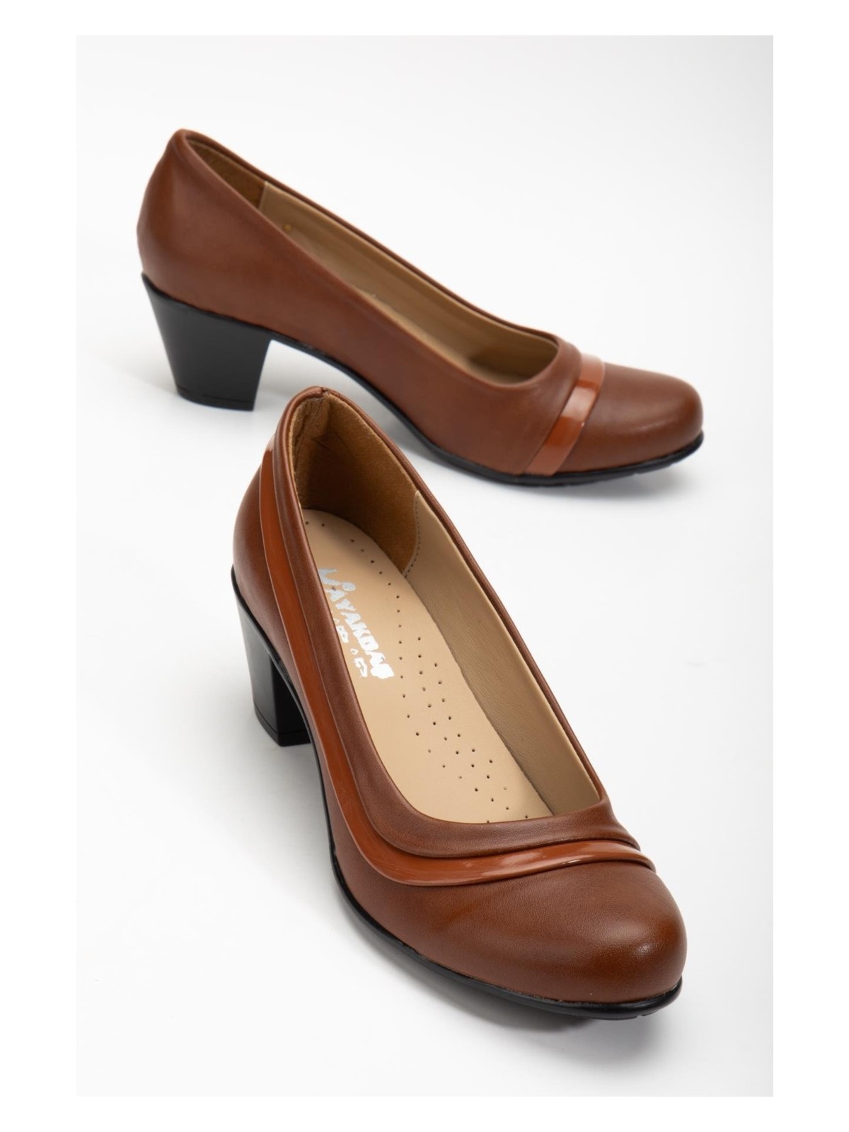 Dilimler Ayakkabı Rugan ve Cilt Hazır Taban Siyah Kadın Günlük Klasik Topuklu Ayakkabı - Görsel 4