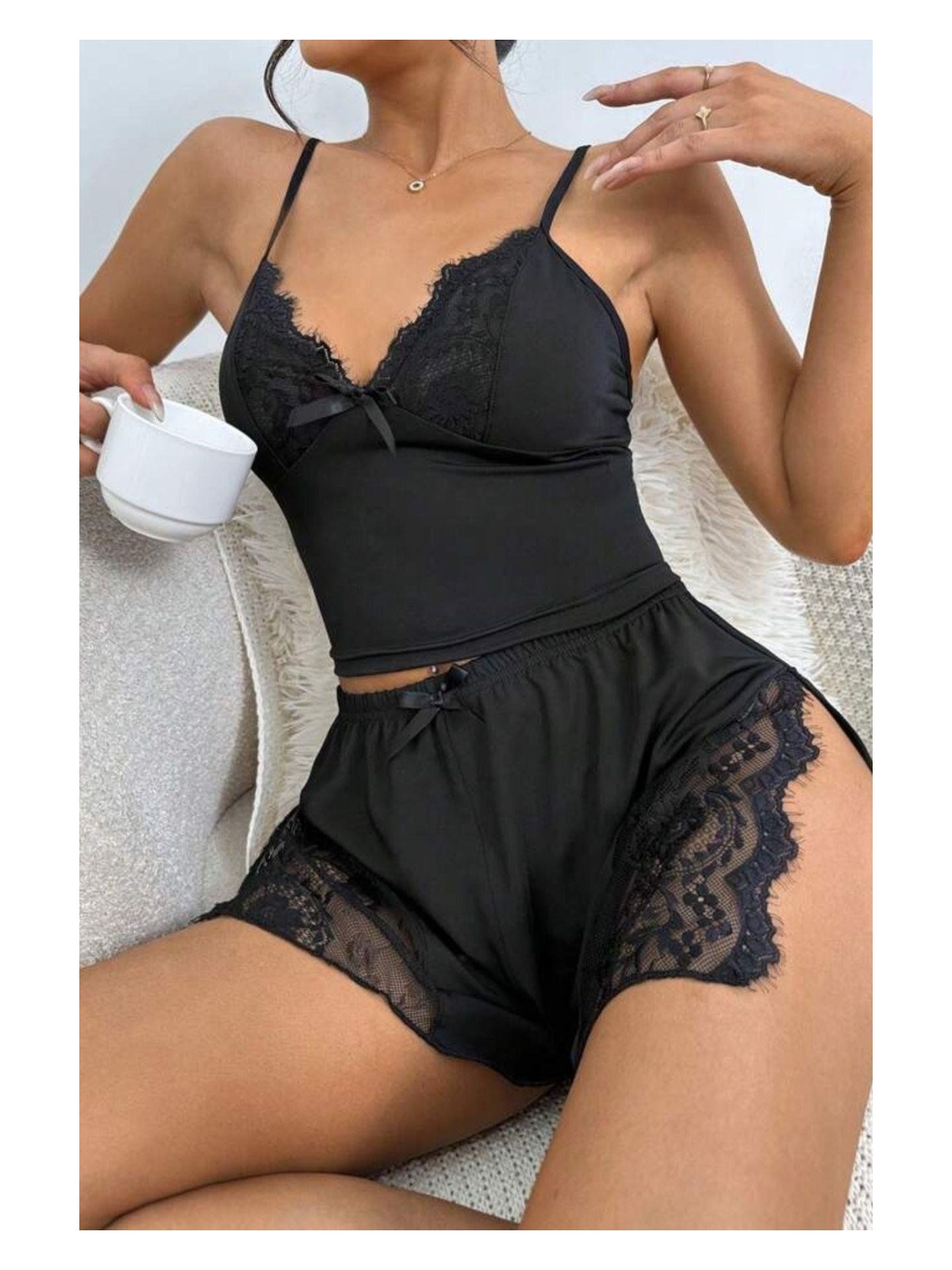 Bella Notte Siyah Yırtmaçlı Şort Gecelik Takım