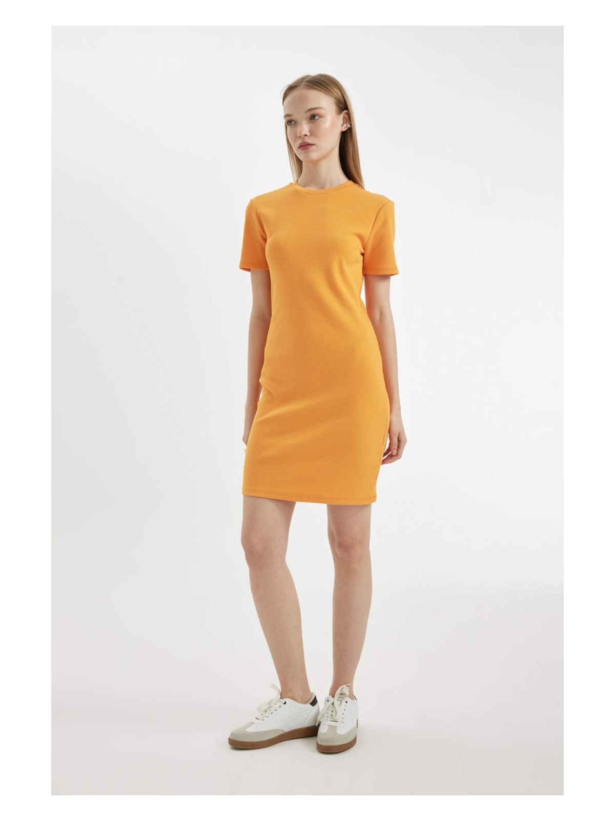 DeFacto Coool Bodycon Vücudu Saran Bisiklet Yaka Fitilli Kaşkorse Kısa Kollu Mini Elbise C1503AX24SP - Görsel 4