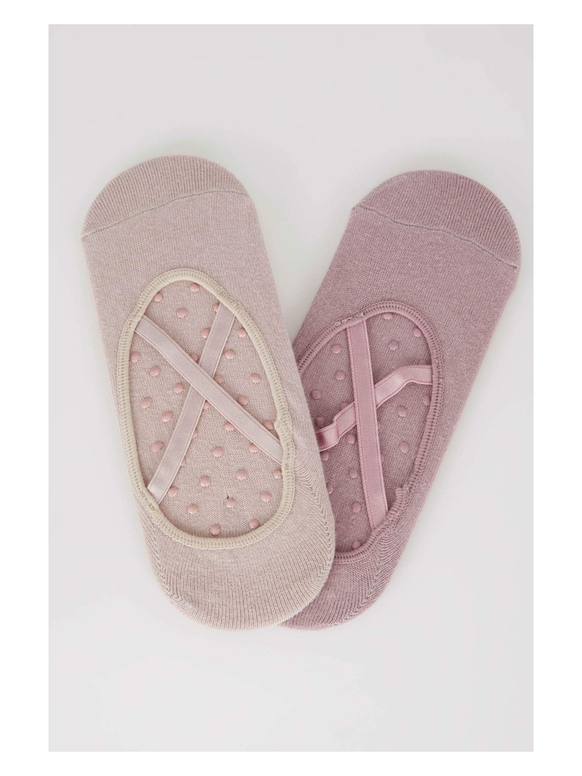 DeFacto Kadın 2'li Pamuklu Kaydırmaz Taban Pilates Çorabı Y6624AZNS - Görsel 4