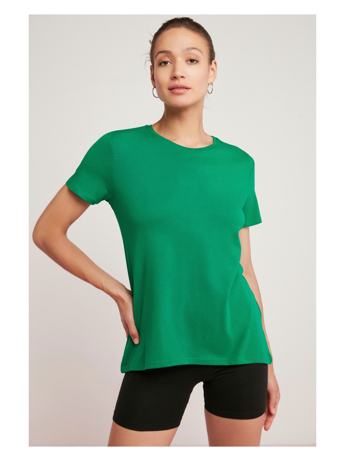 Ethiquet Tatum Kadın Pamuk Süprem Yuvarlak Yaka Comfort Fit Siyah T-Shirt - Görsel 5