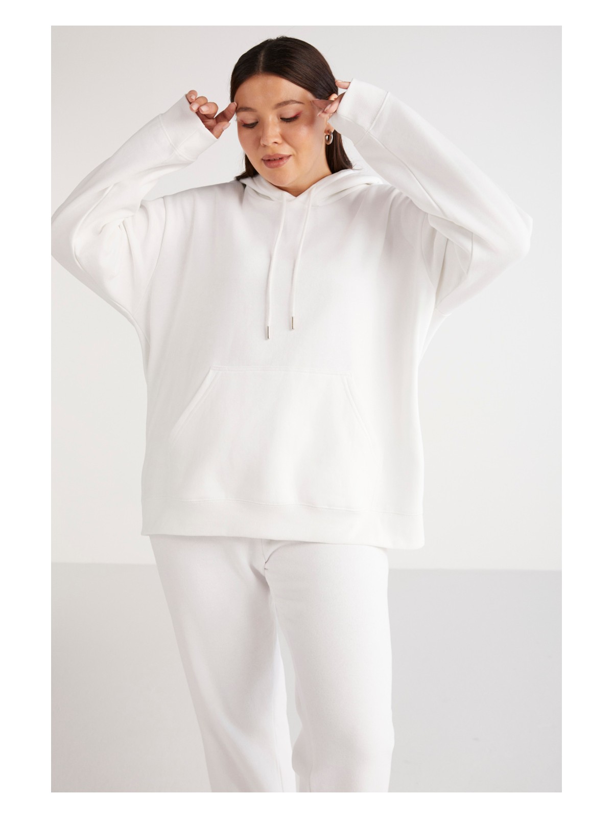 Ethiquet Terezabb Kadın İçi Polarlı Yumuşacık Comfort Fit Kapüşonlu Kanguru Cep Bej Büyük Beden Sweatshirt - Görsel 6