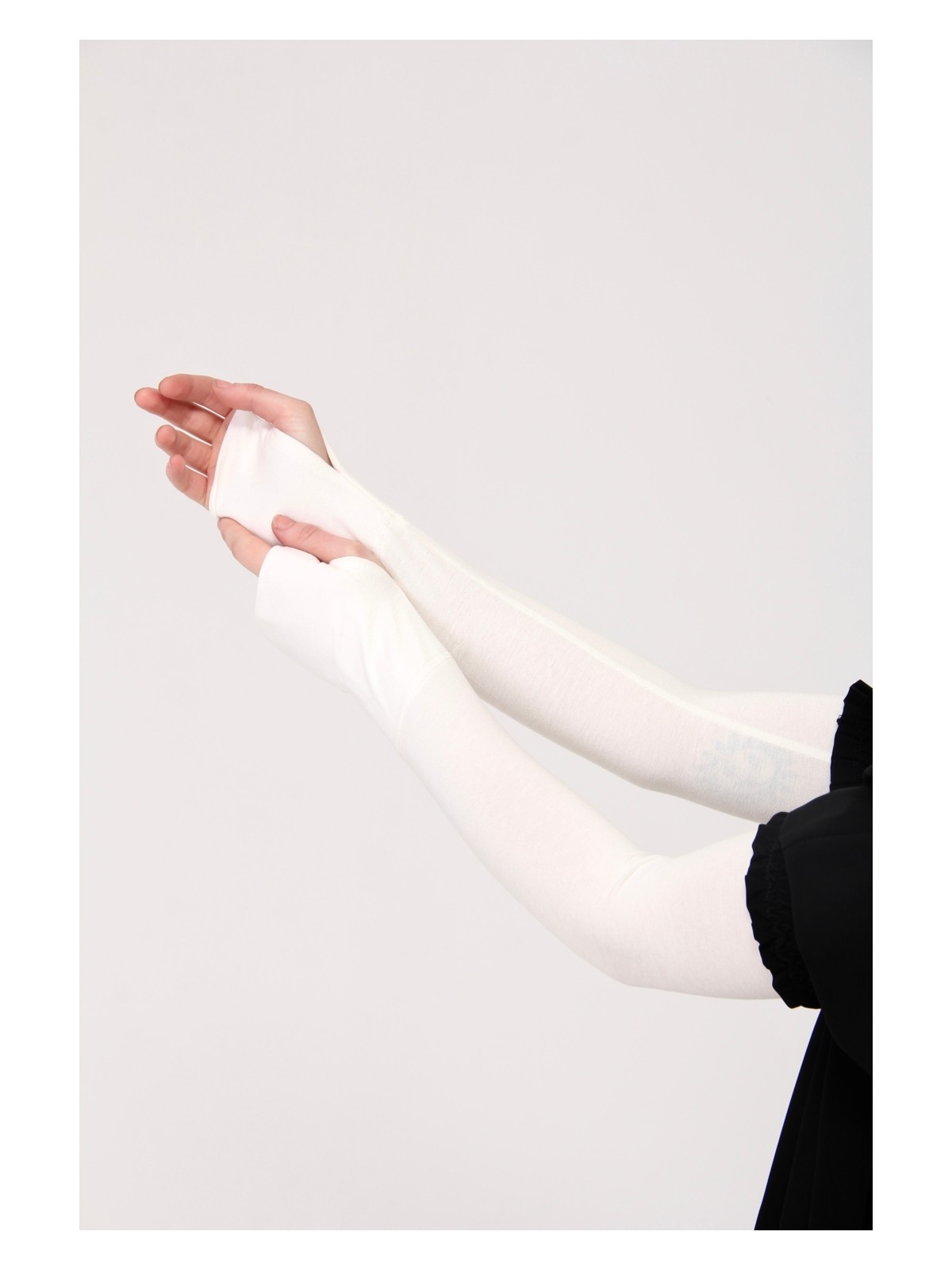 Manolyaşal İslamic Hijab Manolya Şal Parmak Geçmeli Kaymayan Terletmeyen 45CM Likralı Penye Kolluk 1 Çift