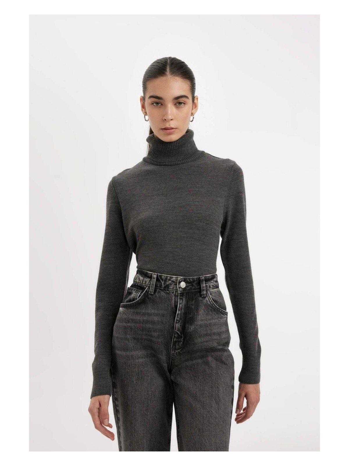 DeFacto Regular Fit Yumuşak Dokulu Balıkçı Yaka Basic Düz Triko Kazak H1651AZ24WN - Görsel 3