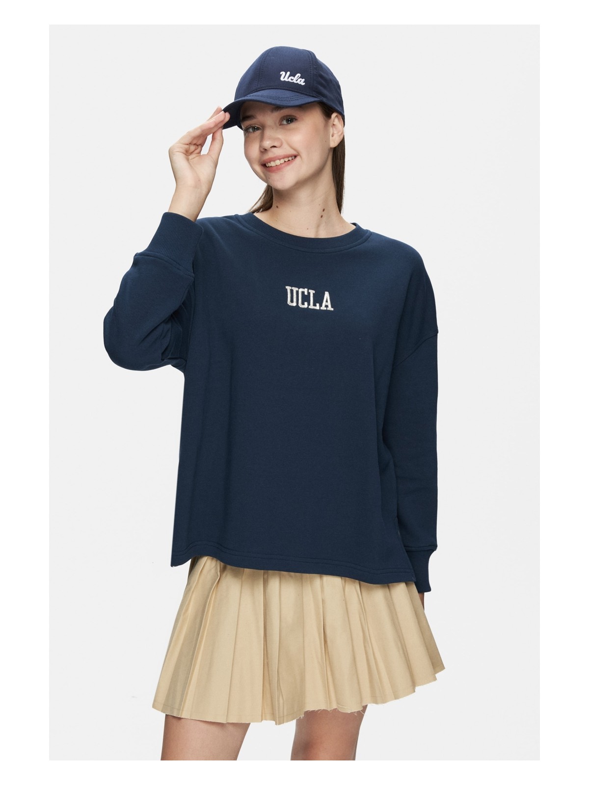Ucla Olvera Kemik Rengi Bisiklet Yaka Nakışlı Loose Fit Kadın Sweatshirt - Görsel 3
