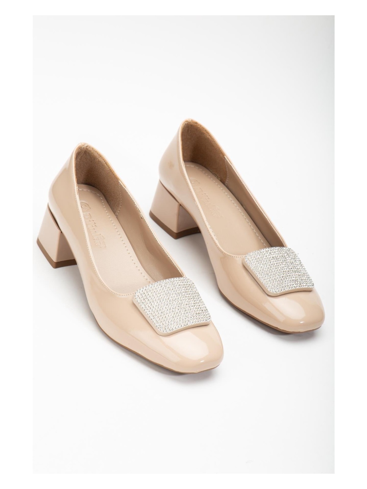 Dilimler Ayakkabı Büyük Numara Rugan Kare Taşlı Siyah Kadın Kısa Topuklu Ayakkabı - Görsel 4