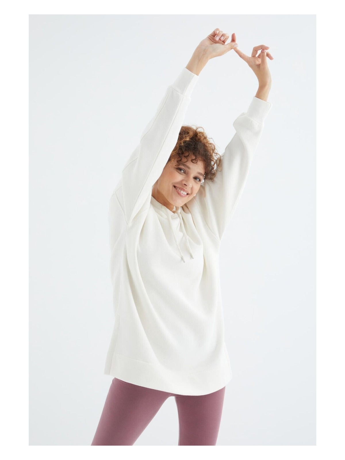 Tommy Life Yaban Gülü Reglan Kol Basic Kapüşonlu Oversize Sweatshirt Sweatshirt Tunik - 97242 - Görsel 4