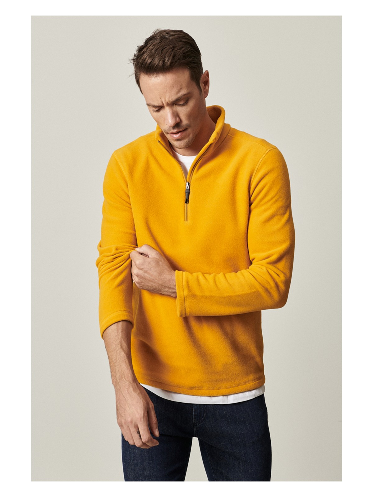 Altınyıldız Classics Erkek Sarı Anti-pilling Tüylenme Yapmayan Standart Fit Dik Yaka Soğuk Geçirmez Polar Sweatshirt