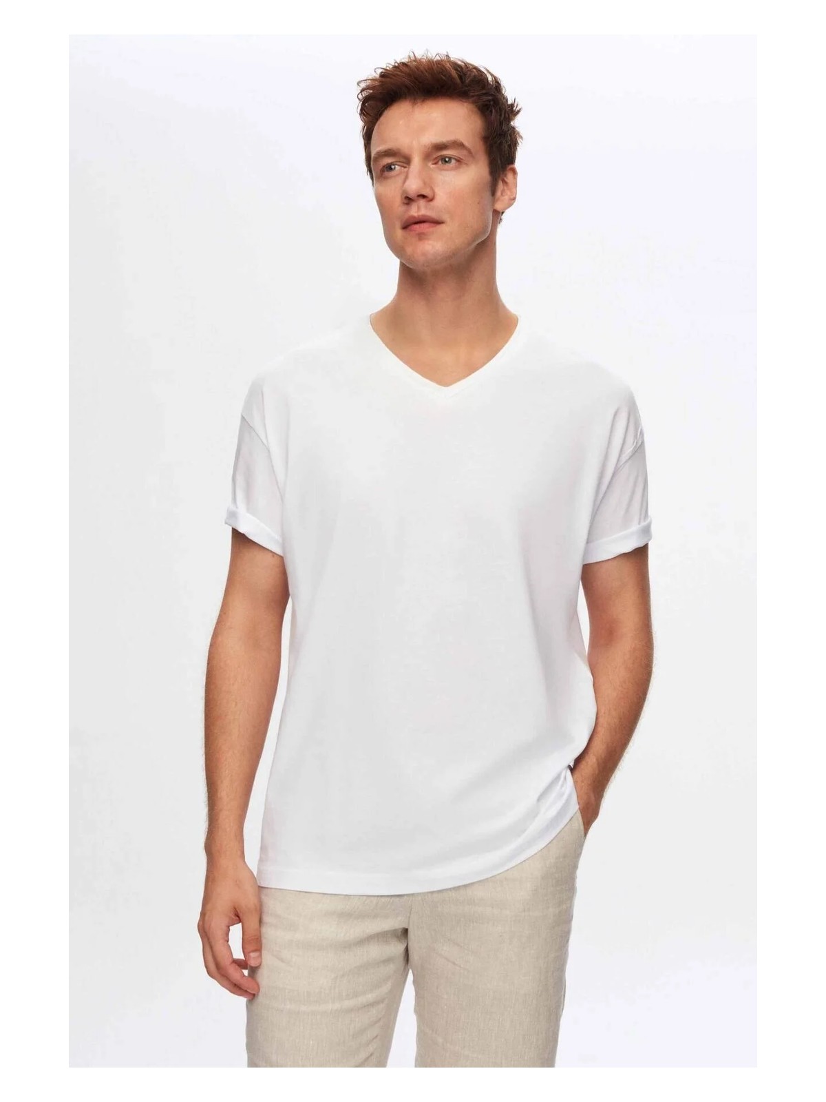 D'S Damat Beyaz V Yaka %100 Pamuk T-shirt 4HC141996755M