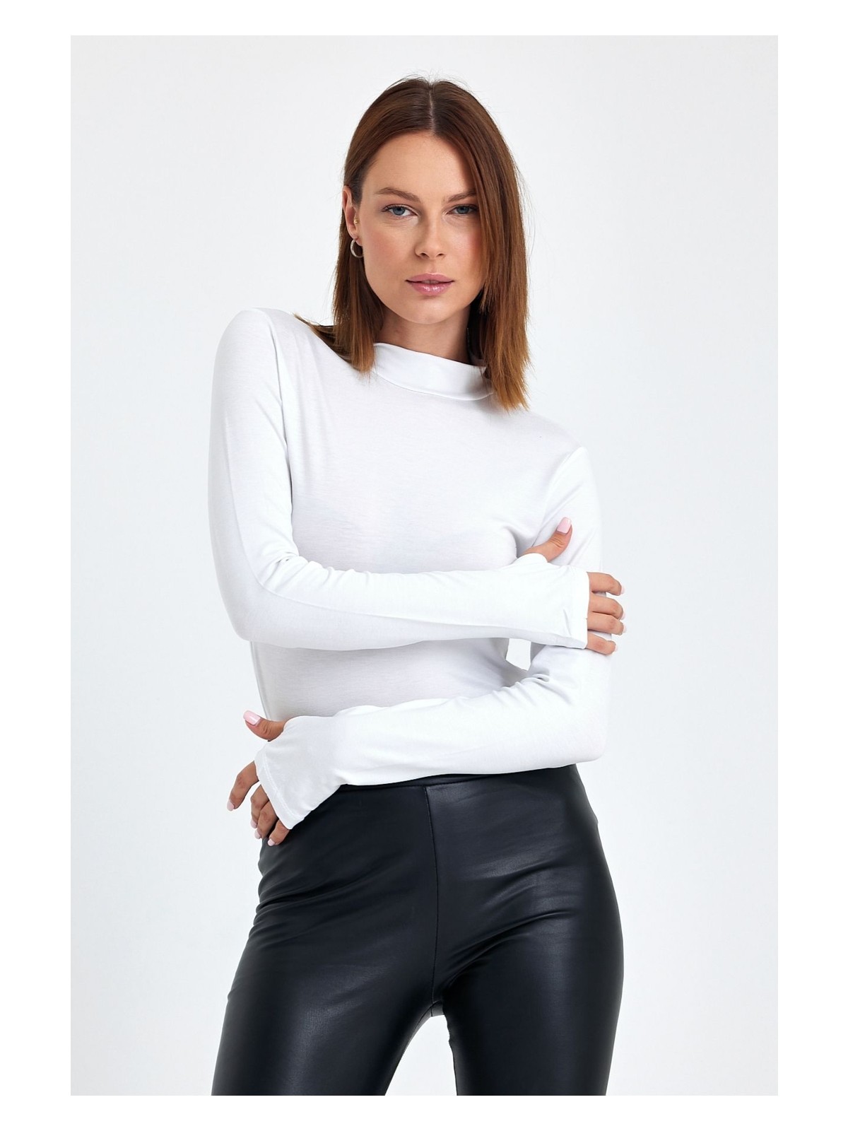 Banega Kadın Siyah Parmak Detaylı Yarım Balıkçı Yaka Pamuk Viskon Body - Görsel 5