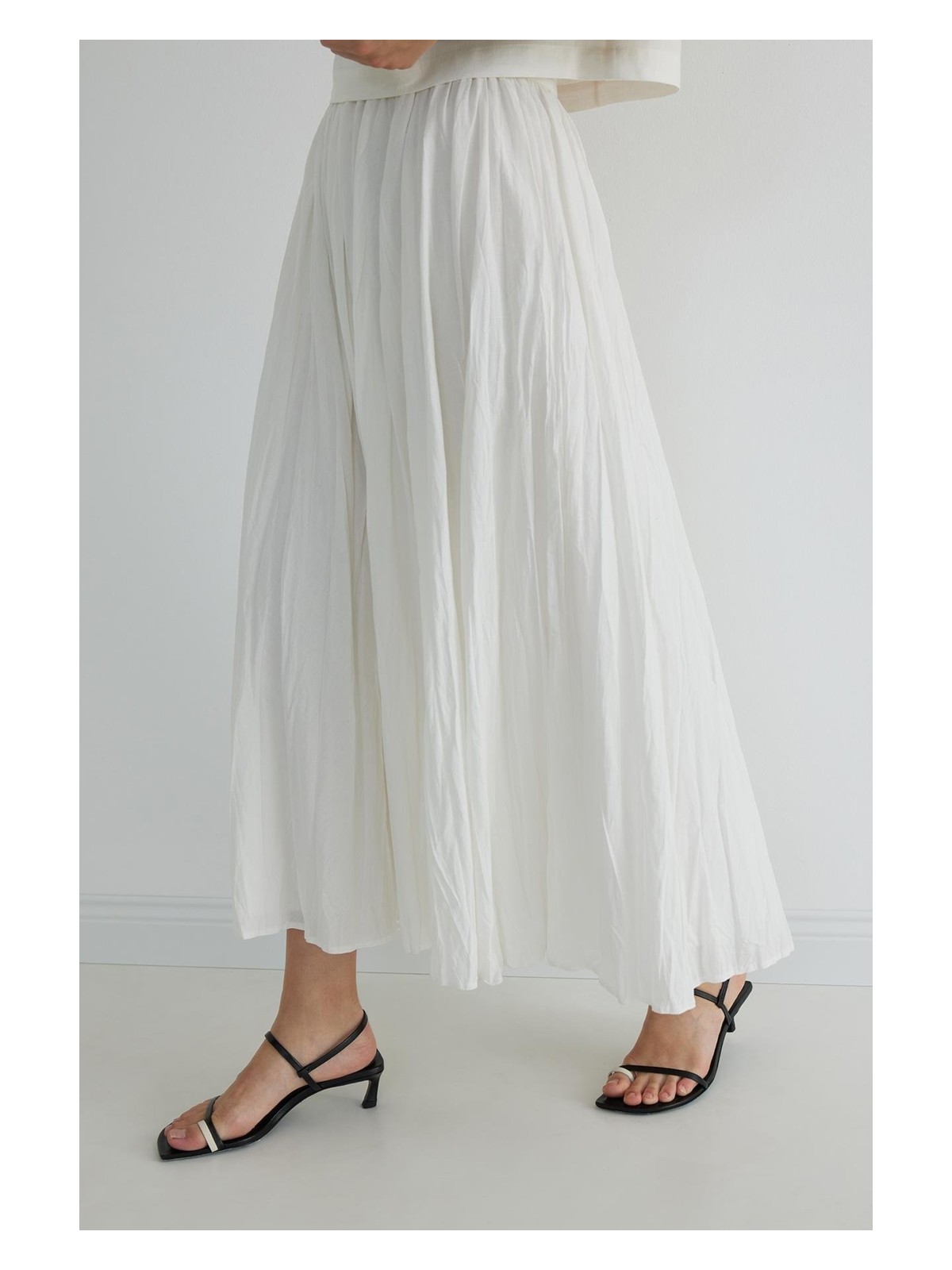 Suud Collection Ekru Donette Piliseli Etek