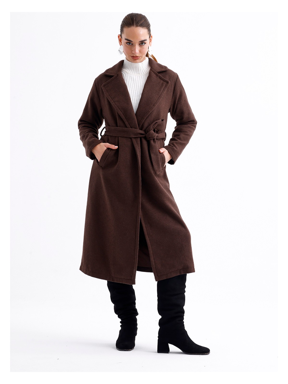 Kadın Kuşaklı Kaşe Kaban