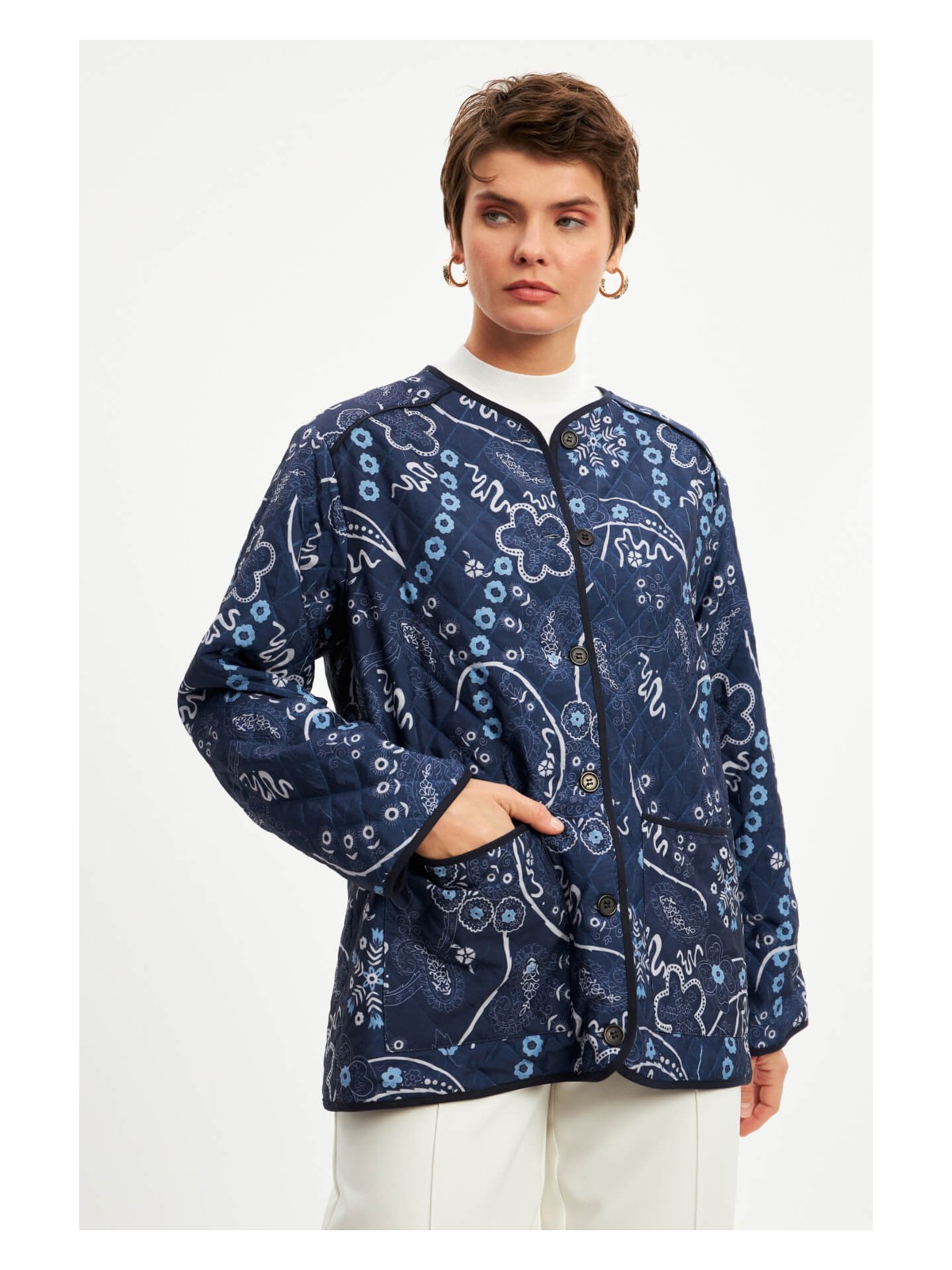 Stella Pulvis Lacivert Kapitone Astarlı Ince Ceket