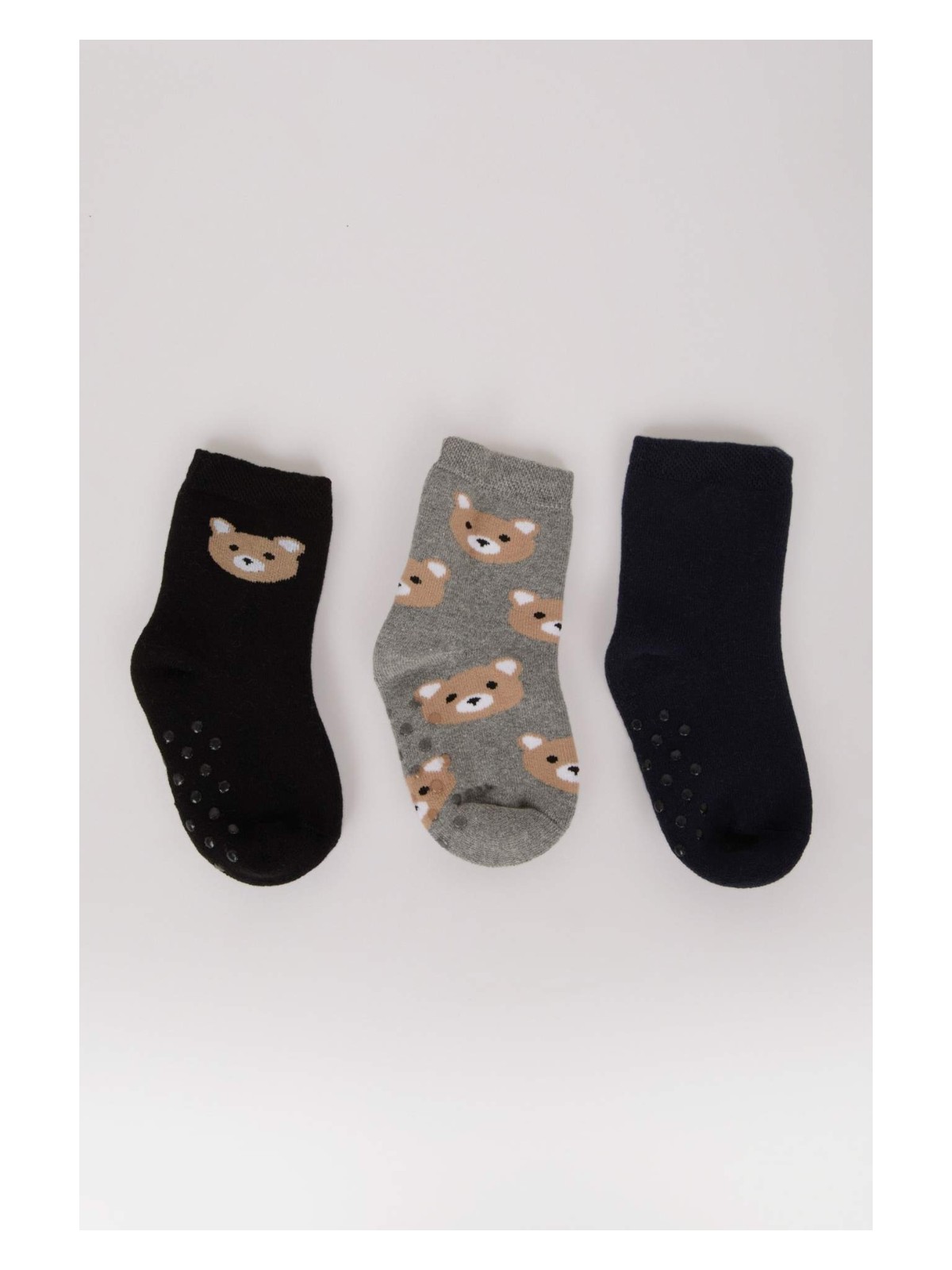 DeFacto Kaydırmaz Taban 3'lü Pamuklu Havlu Çorap Erkek Bebek D2461A5NS