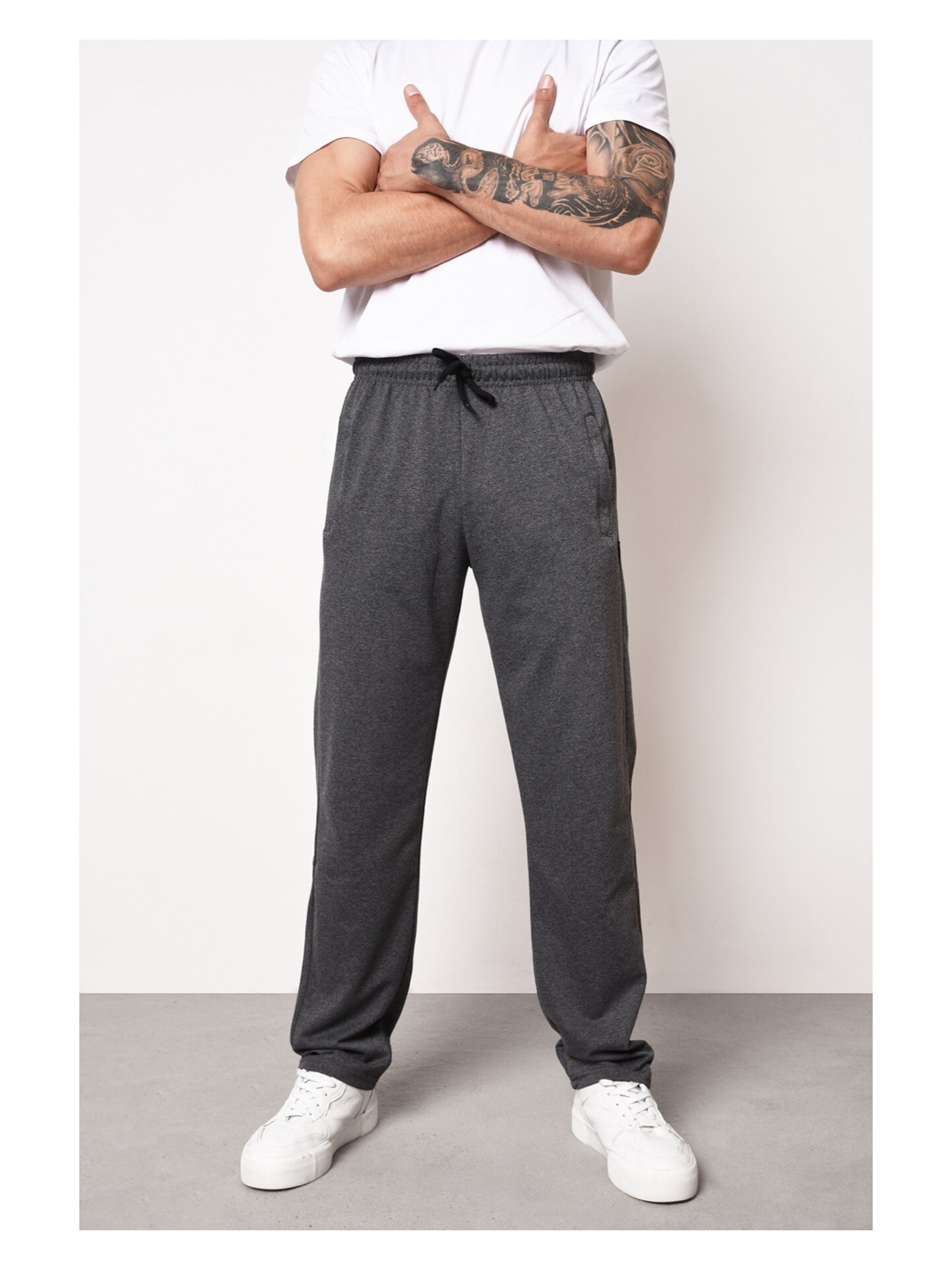 Mmetalic Siyah Erkek Düz Paça Cep Fermuar Detaylı Rahat Kesim Eşofman Altı - Görsel 5