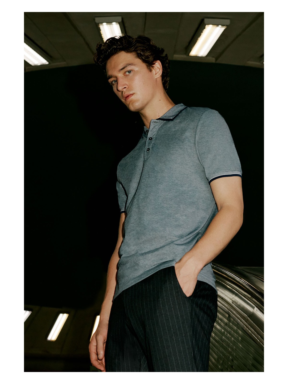 Altınyıldız Classics AC&Co / Altınyıldız Classics Erkek Çekmeyen Pamuklu Kumaş Slim Fit Dar Kesim Lacivert Kıvrılmaz Polo Yaka Tişört