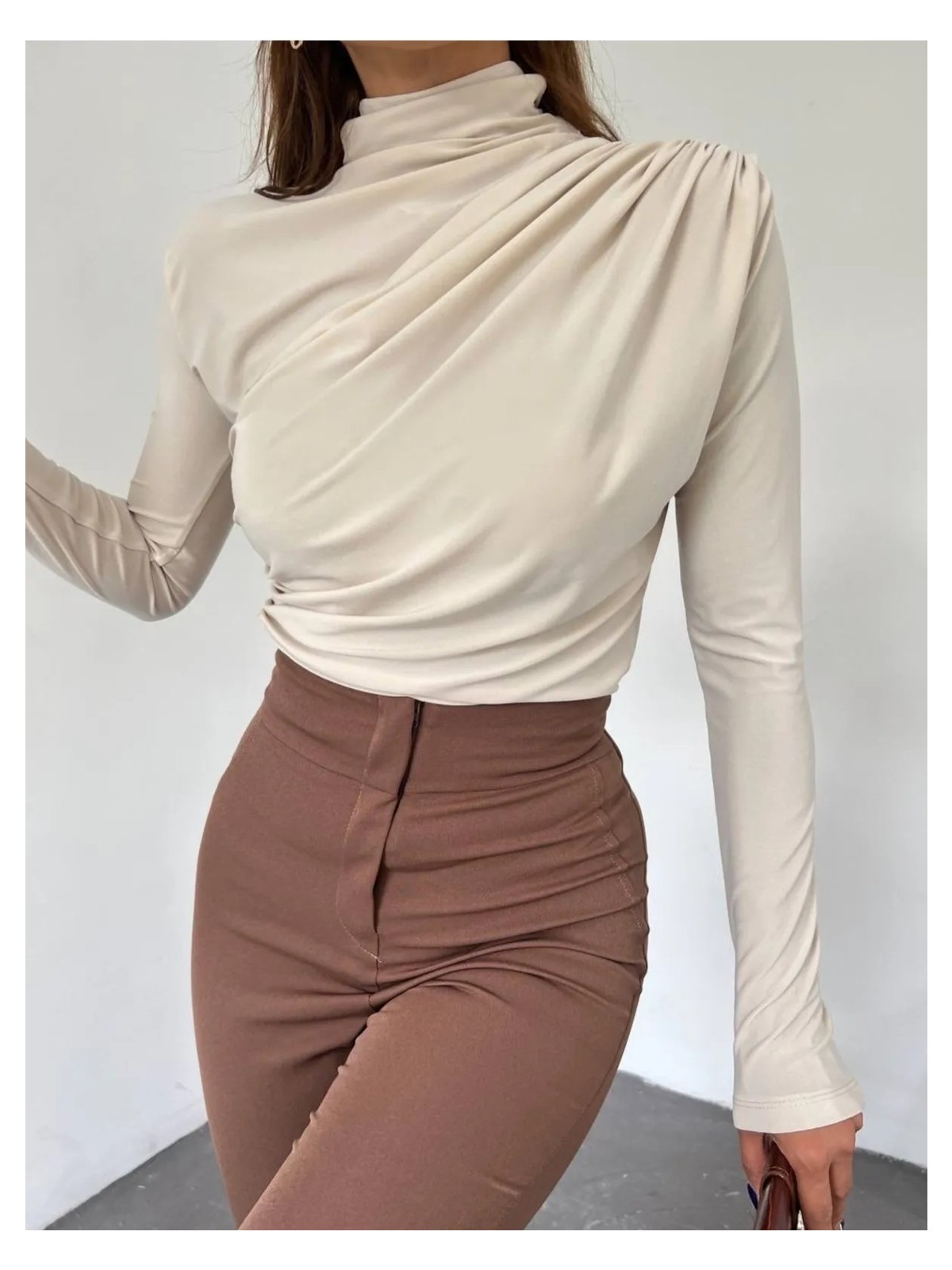 peri tower Kadın Dik Yaka Büzgülü Bluz - Görsel 4