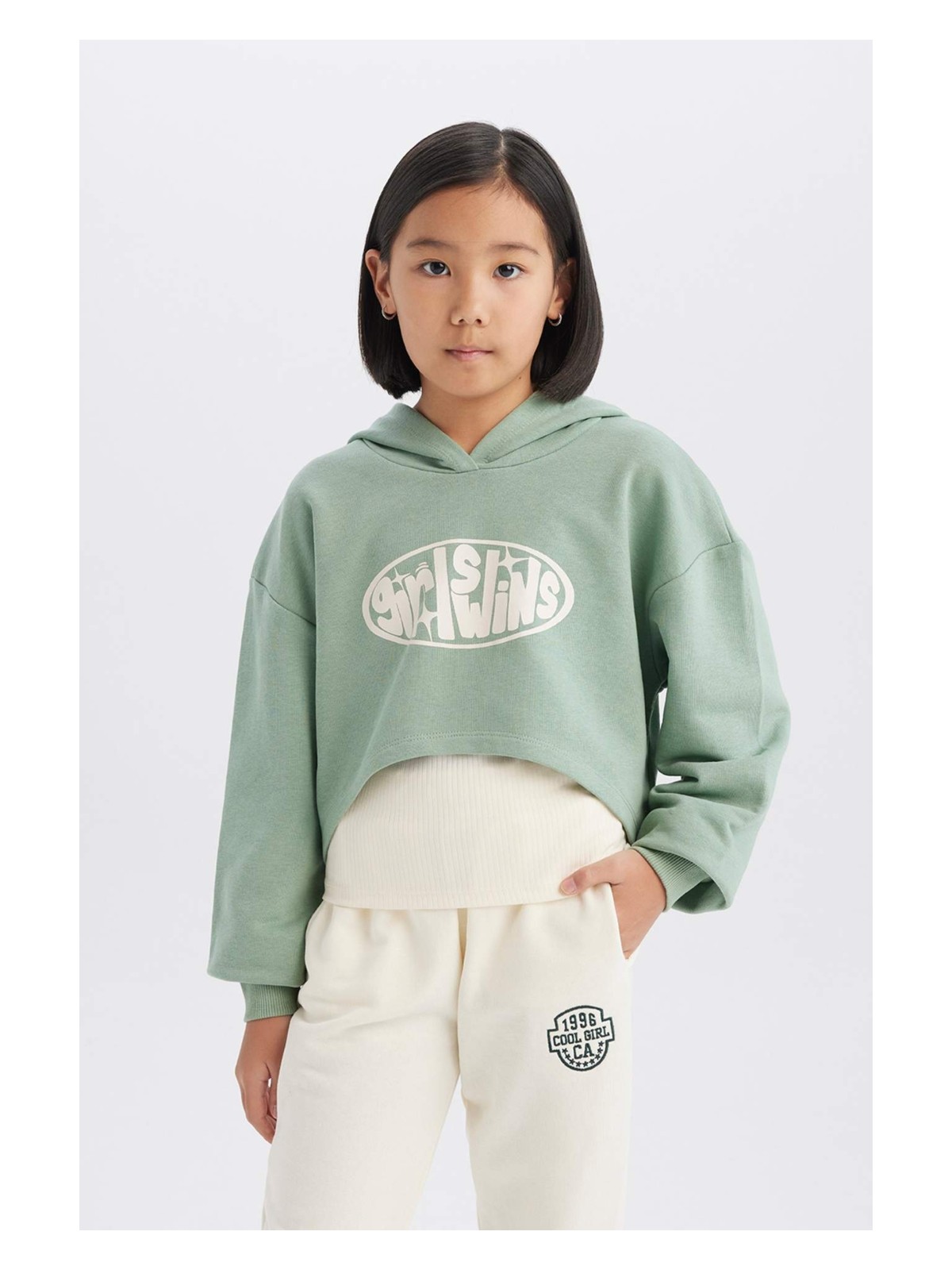 DeFacto 2'li Takım Crop Kapüşonlu Baskılı Sweatshirt Atlet Kız Çocuk D8819A825SP