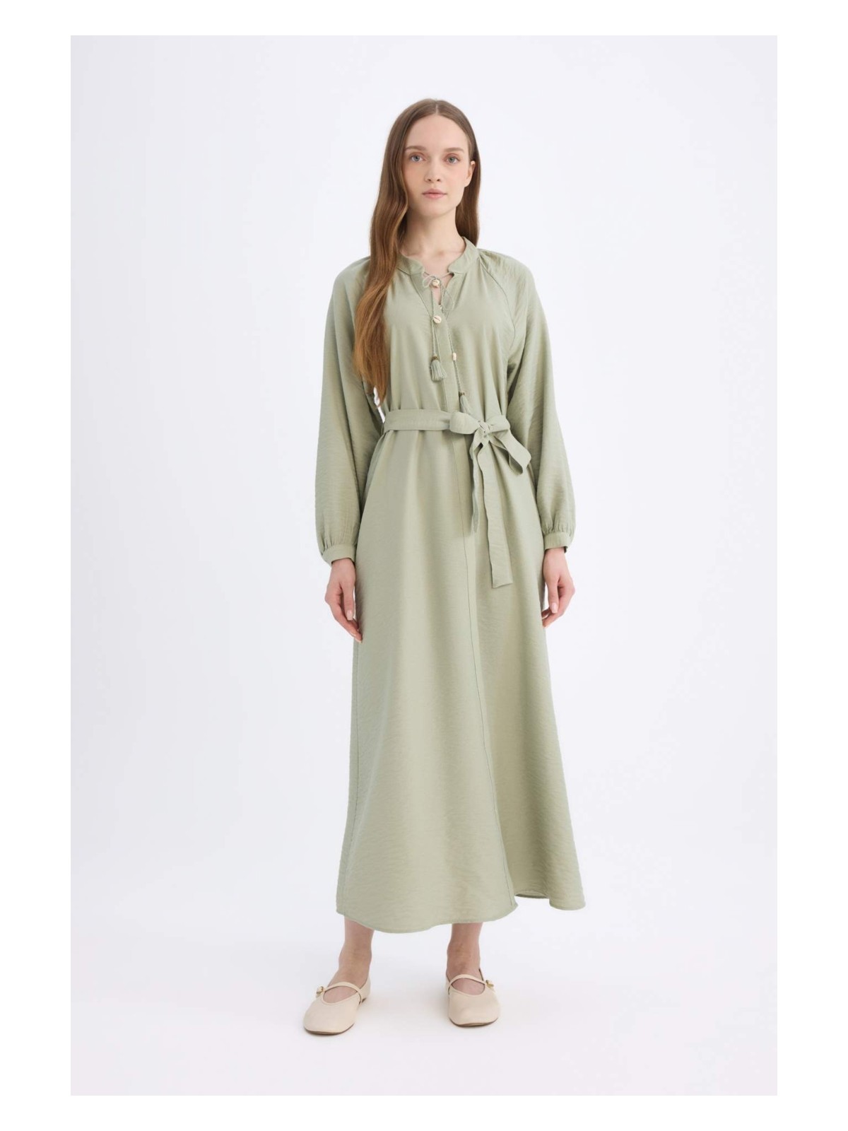 DeFacto Relax Fit Hakim Yaka Uzun Kollu Kuşaklı Maxi Elbise D7322AX25SP - Görsel 3