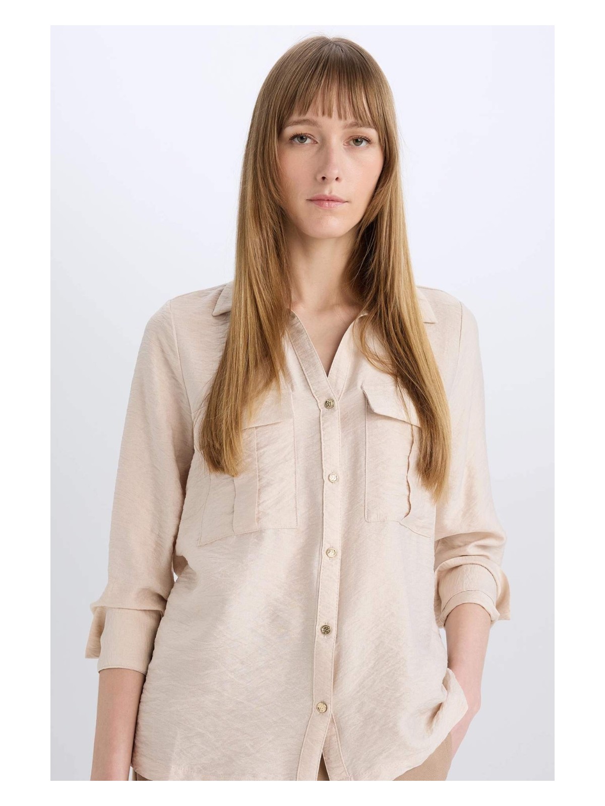 DeFacto Oversize Geniş Kalıp Basic Düz Çift Cepli Uzun Kollu Viskon Gömlek D4739AX24AU