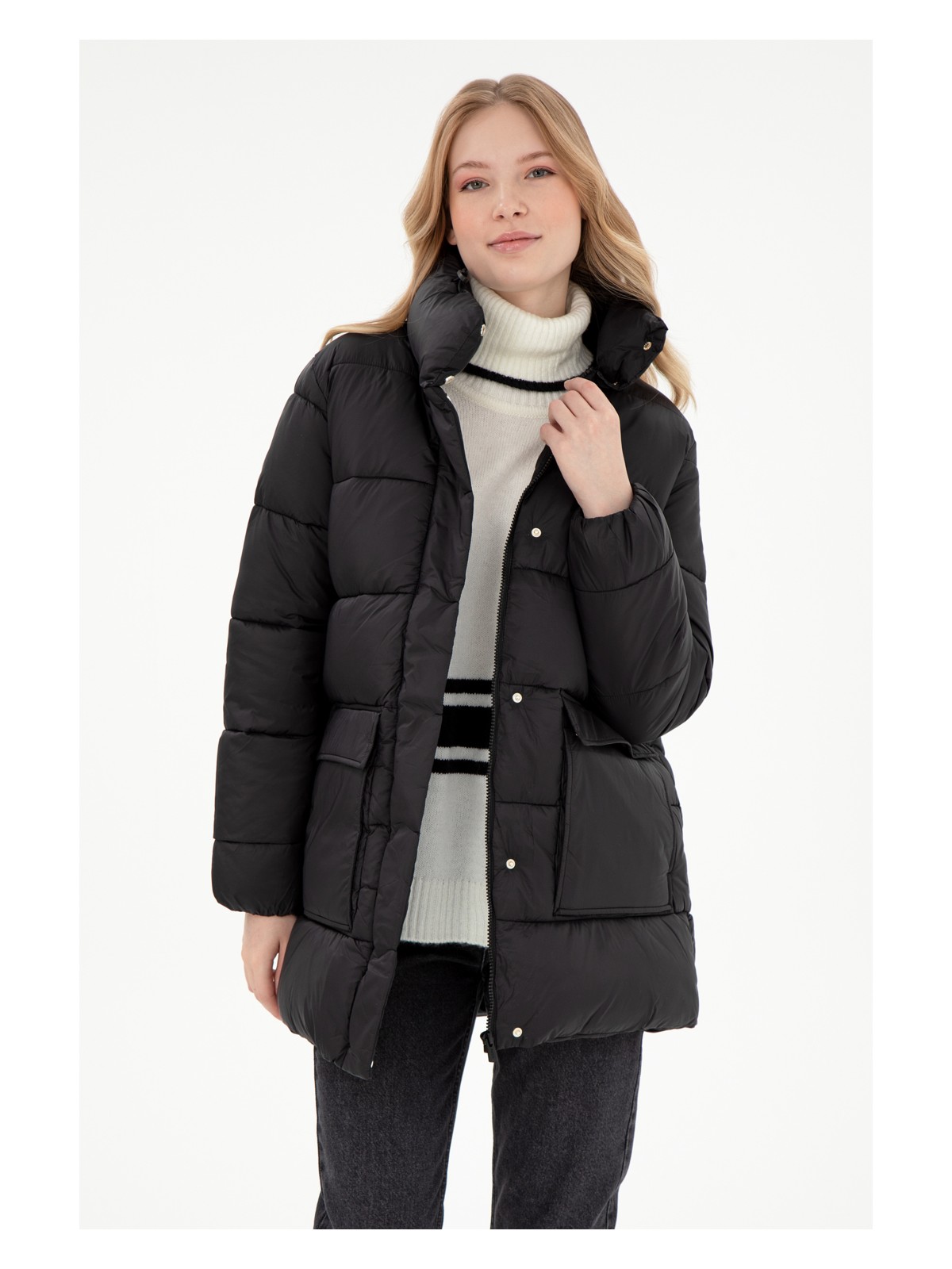 U.S. Polo Assn. Kadın Siyah Kaban 50292747-VR046