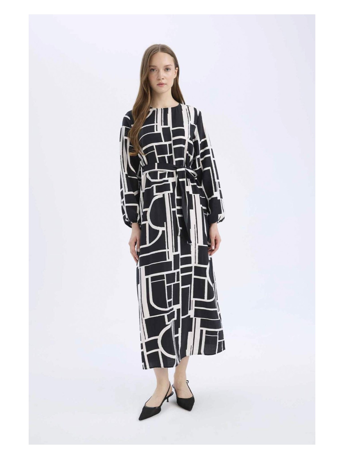 DeFacto Regular Fit Bisiklet Yaka Desenli Kuşaklı Uzun Kollu Maxi Elbise E5247AX25SP - Görsel 3