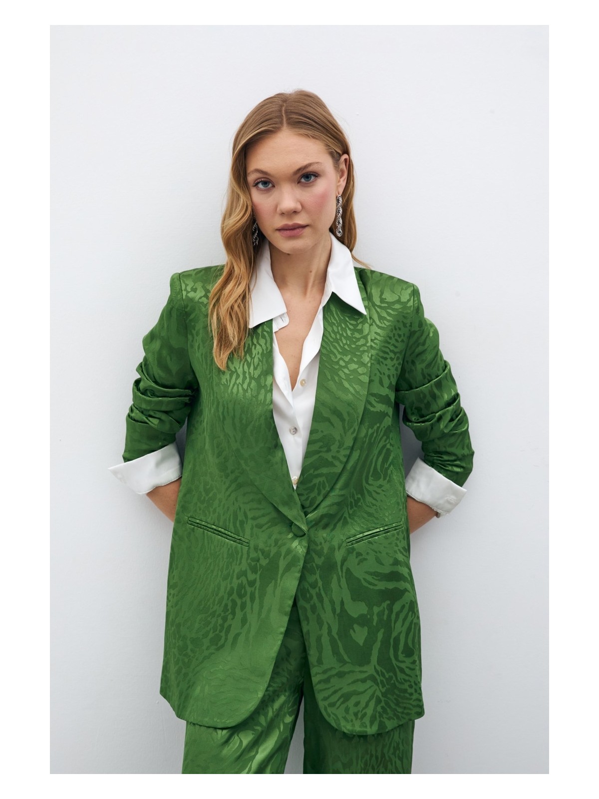 Sateen Desenli Saten Ceket - Vizon - Görsel 6