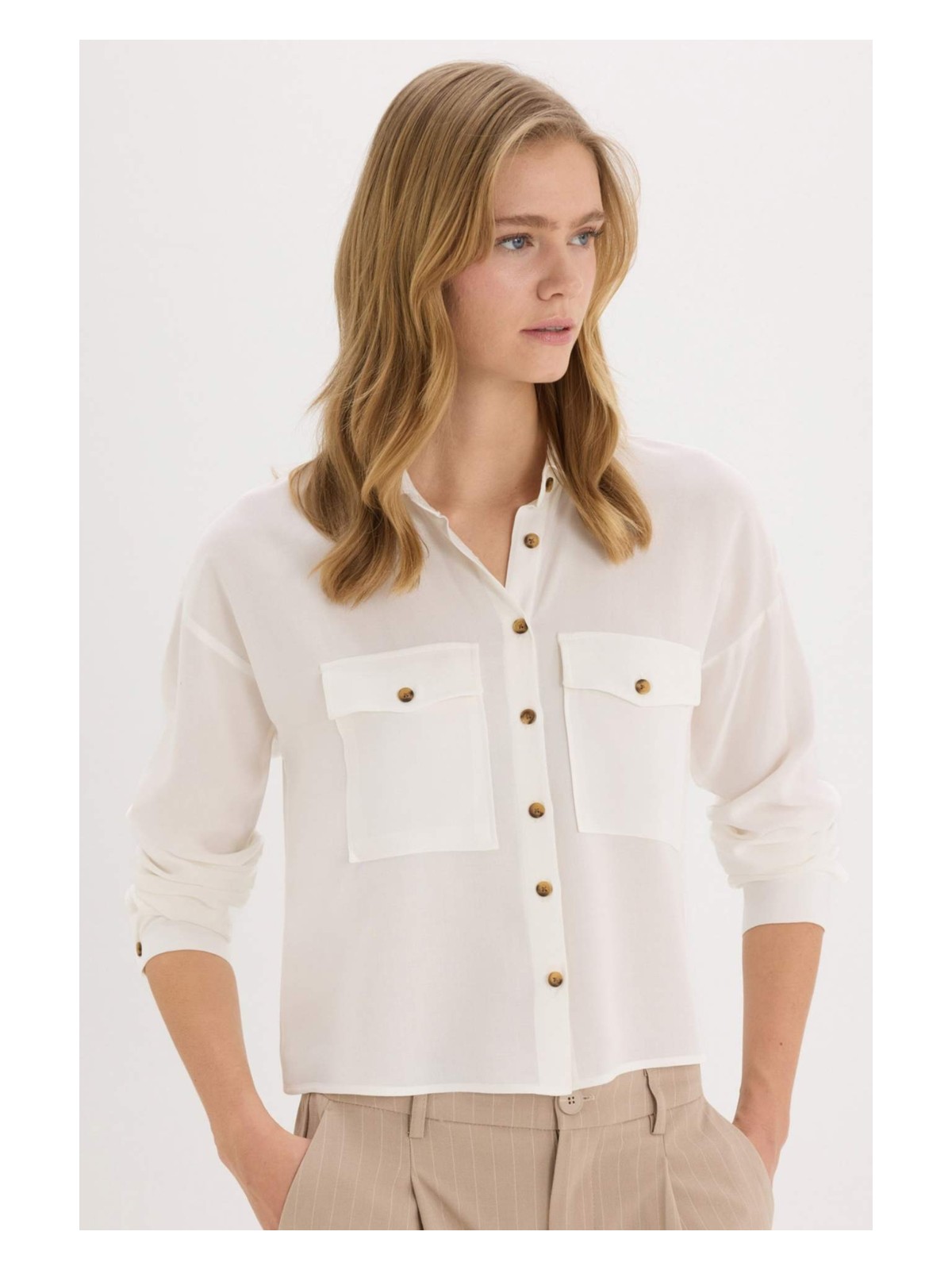 DeFacto Regular Fit Viskon Uzun Kollu Gömlek A5380AX25SP