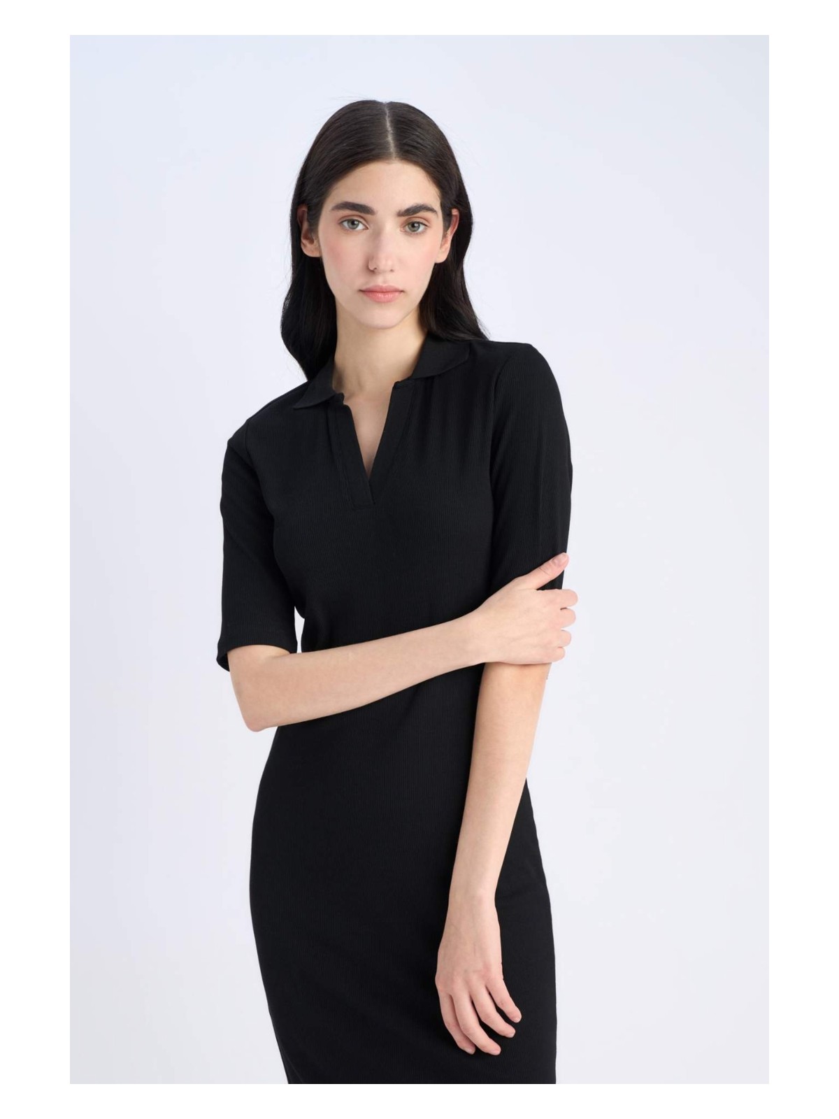 DeFacto Bodycon Vücudu Saran Polo Yaka Fitilli Kaşkorse Kısa Kollu Midi Elbise E6806AX25SP - Görsel 4