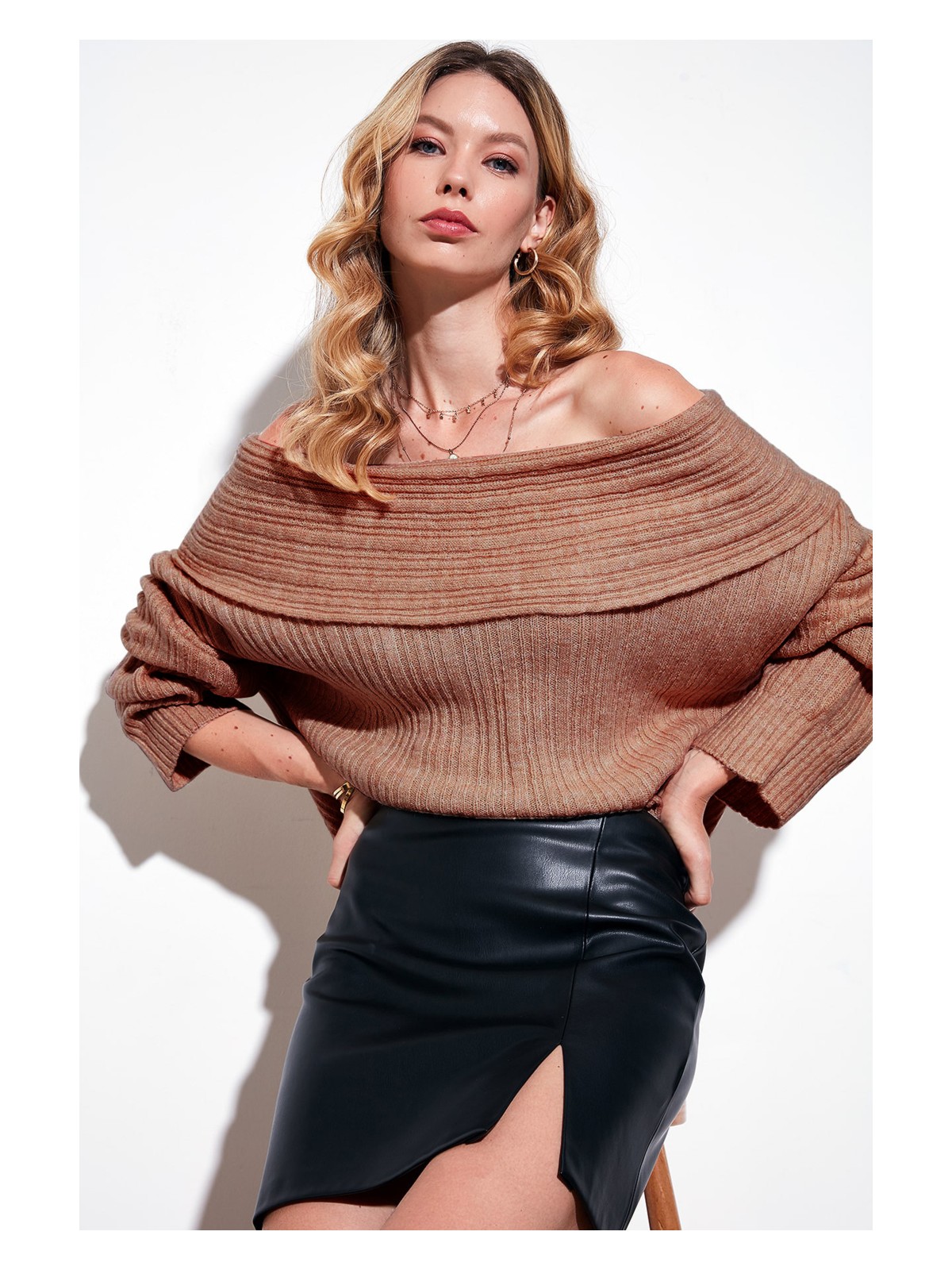 Lela Oversize Fit Madonna Yaka Triko Kazak Bayan KAZAK 4615216 - Görsel 2
