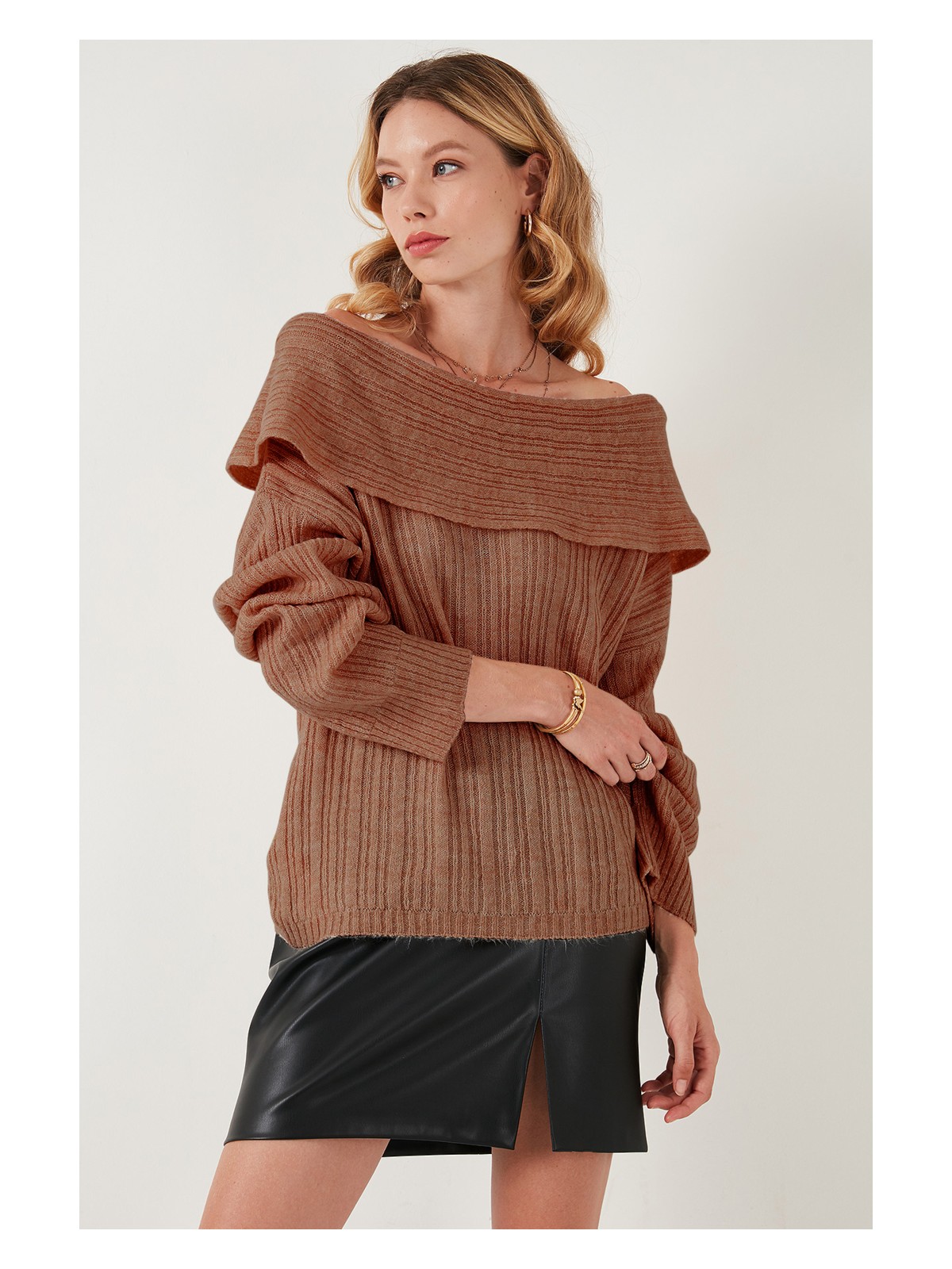 Lela Oversize Fit Madonna Yaka Triko Kazak Bayan KAZAK 4615216 - Görsel 6